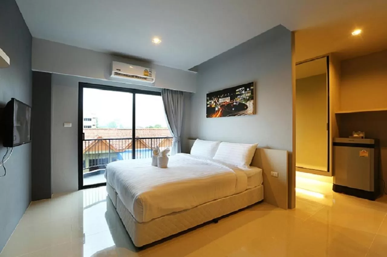 Photo of the whole room, Bed in Hatyai Signature Hotel