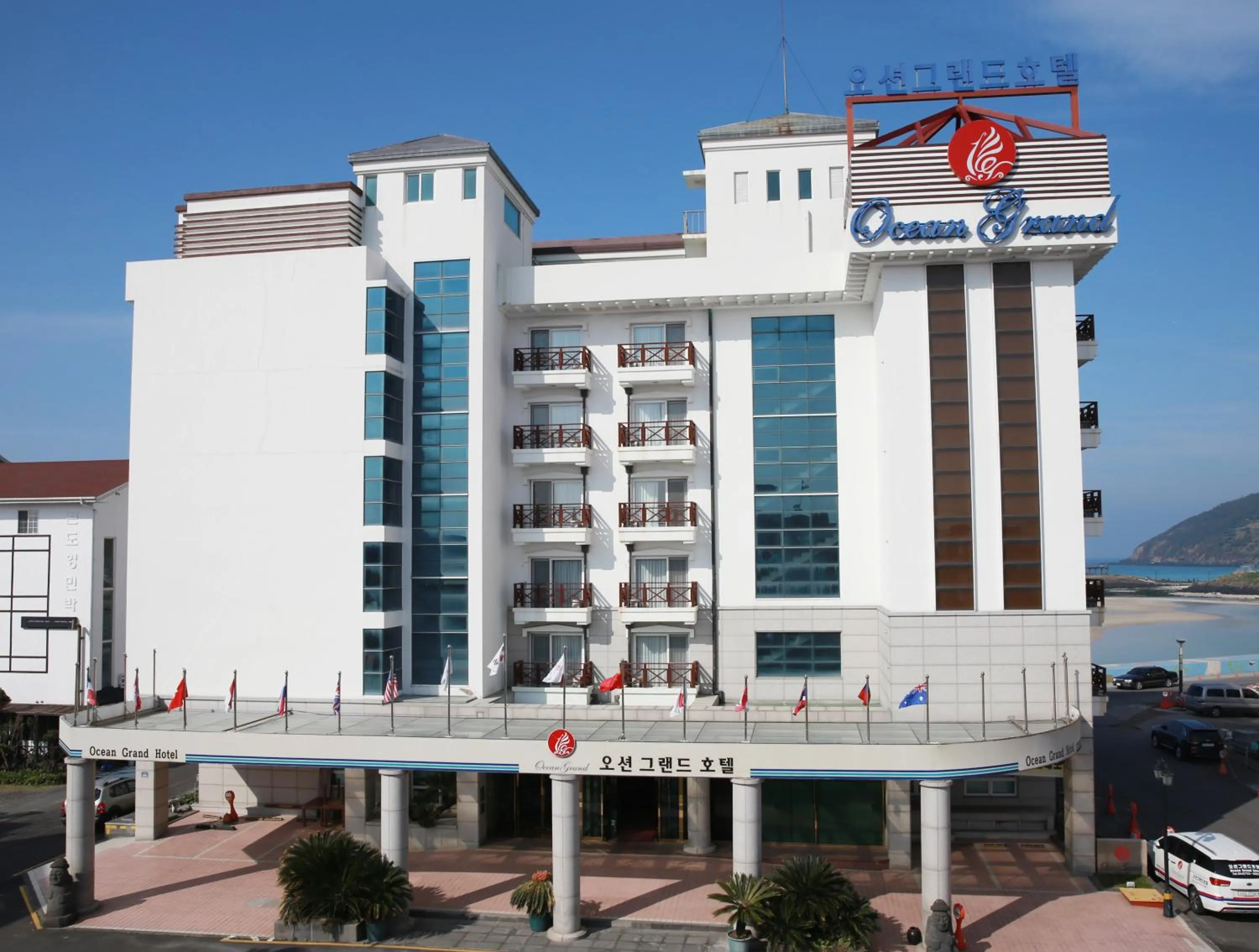 Day in Ocean Grand Hotel