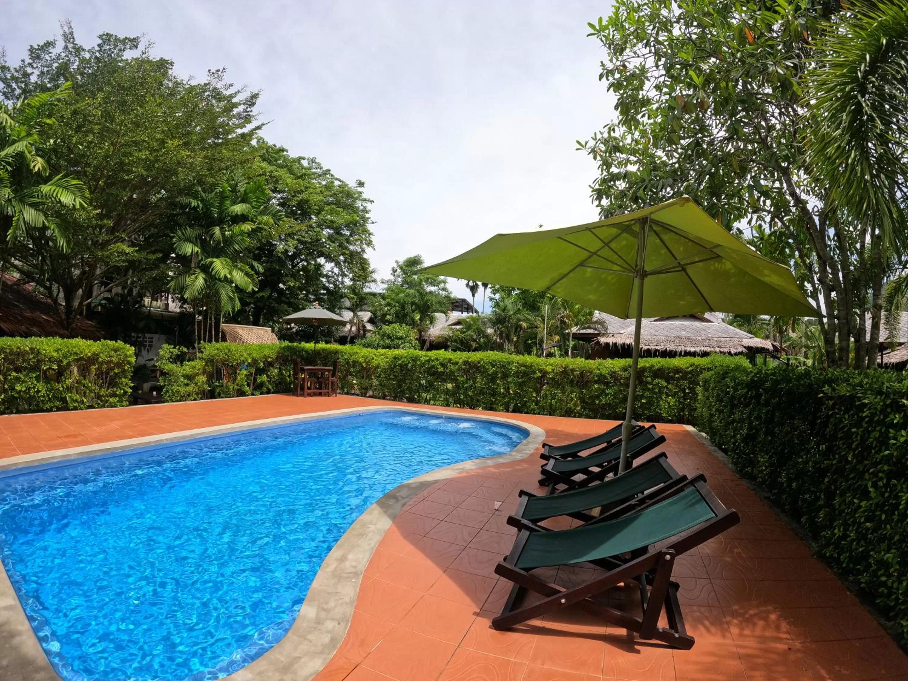 Swimming pool in Cozy Garden Resort