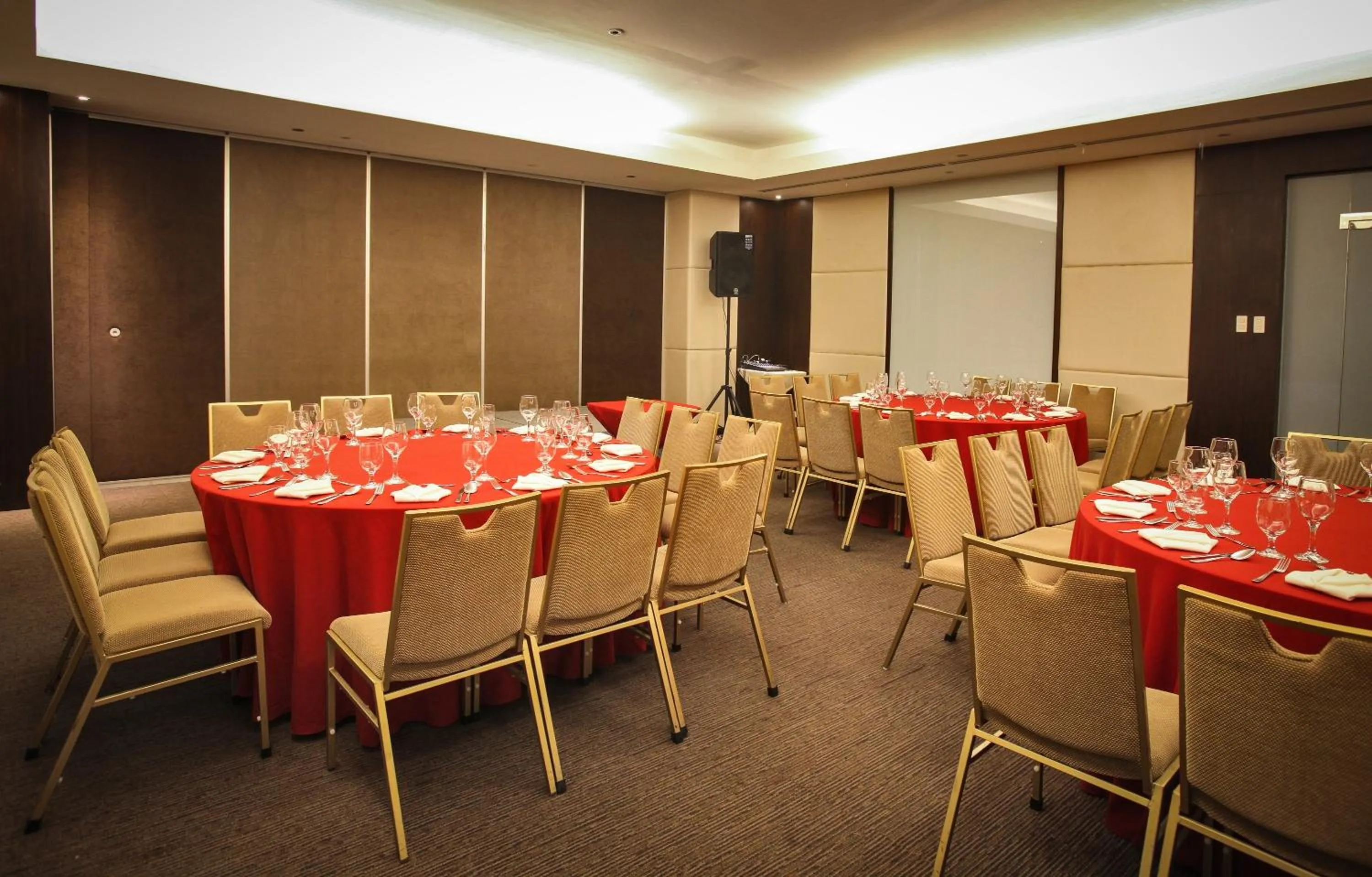 Meeting/conference room in Limketkai Luxe Hotel