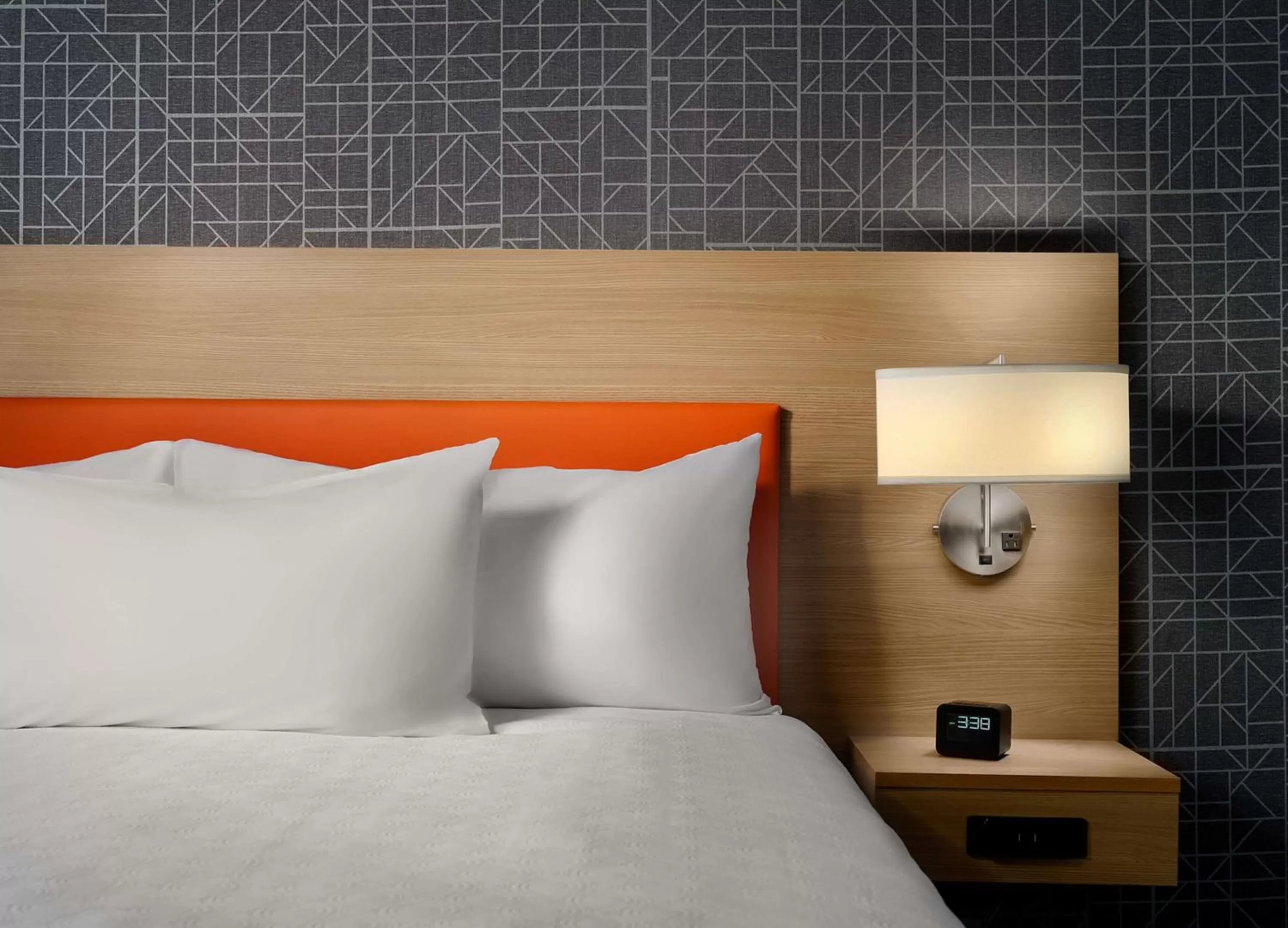 Bed in Home2 Suites By Hilton Jackson/Pearl, Ms