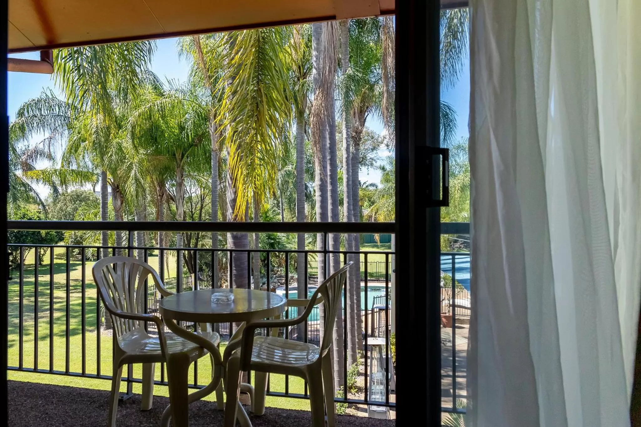 Balcony/Terrace in Charbonnier Motor Inn