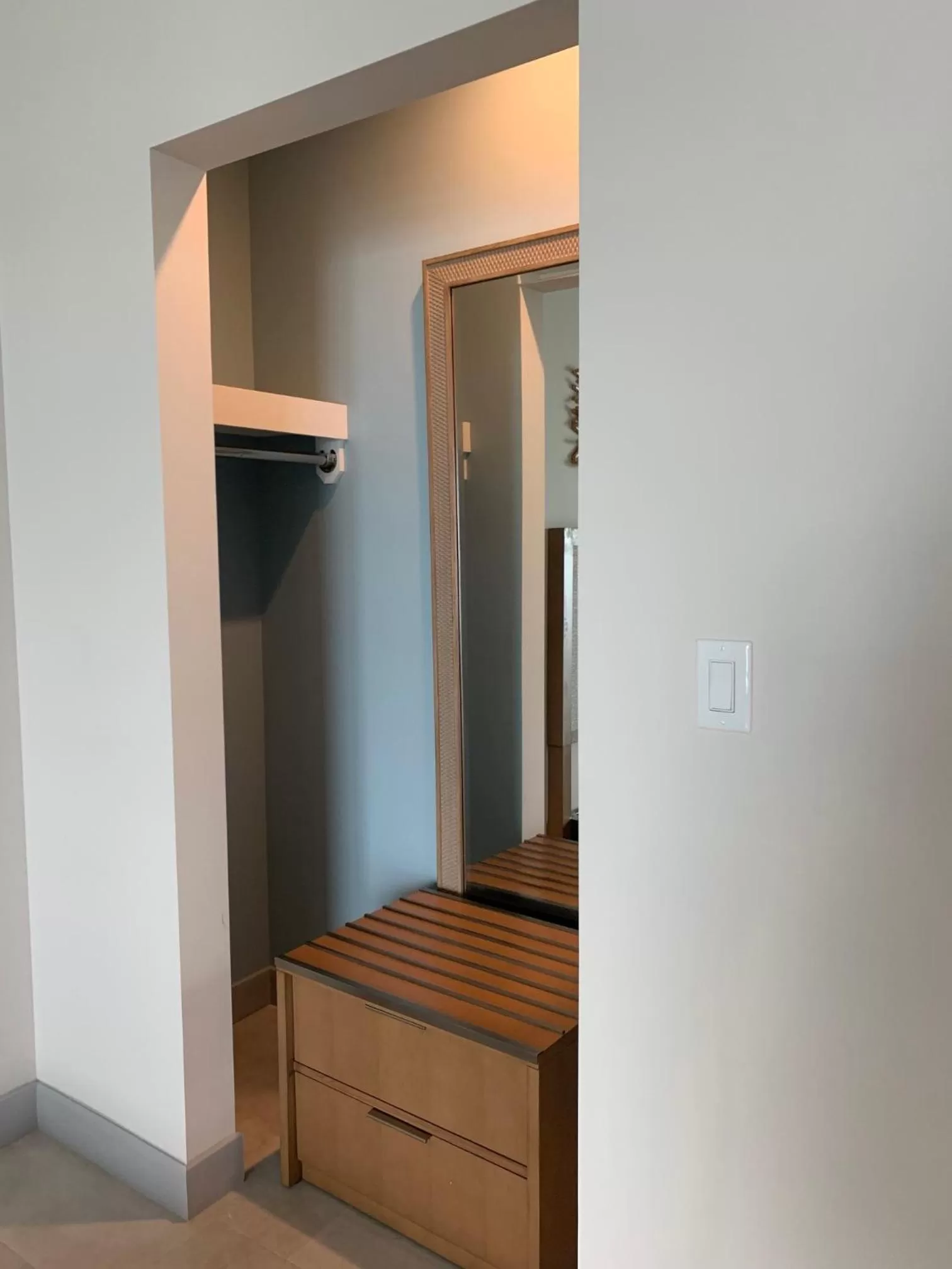 wardrobe in Chesapeake Beach Resort