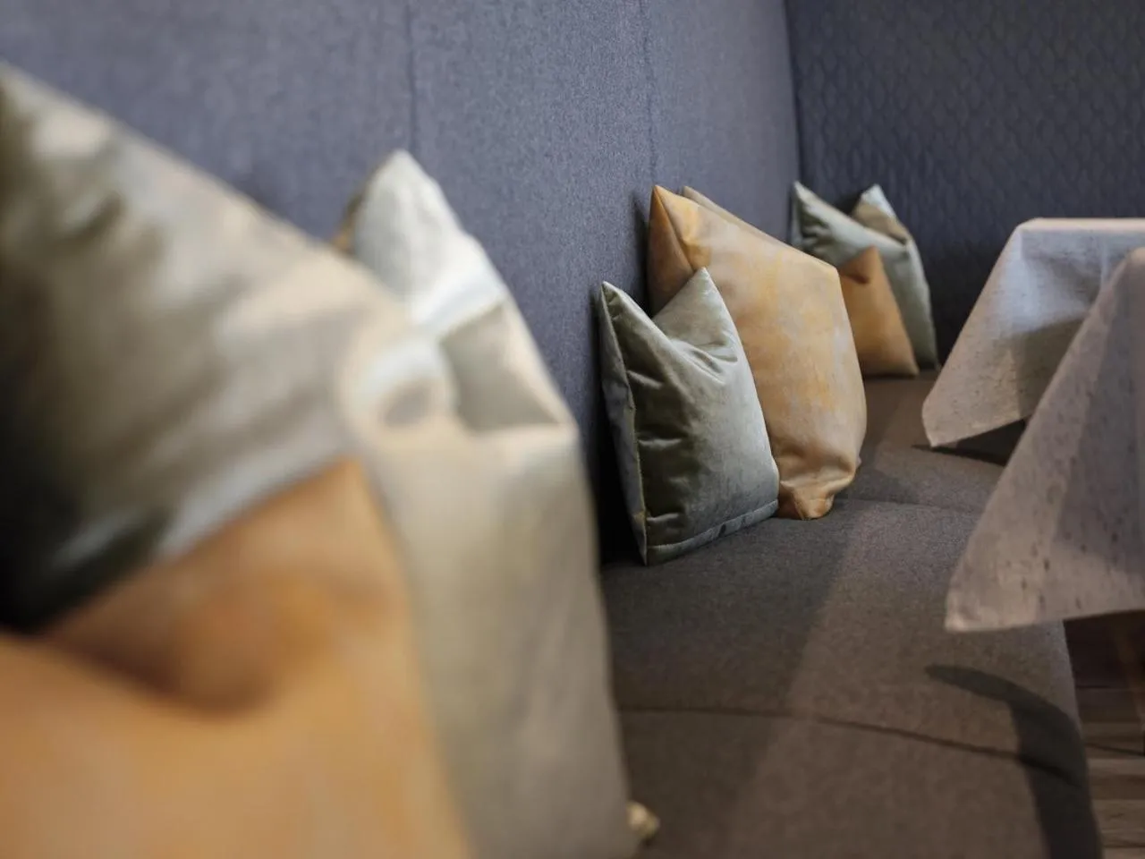 Decorative detail, Bed in Hotel & Appartements Heigenhauser