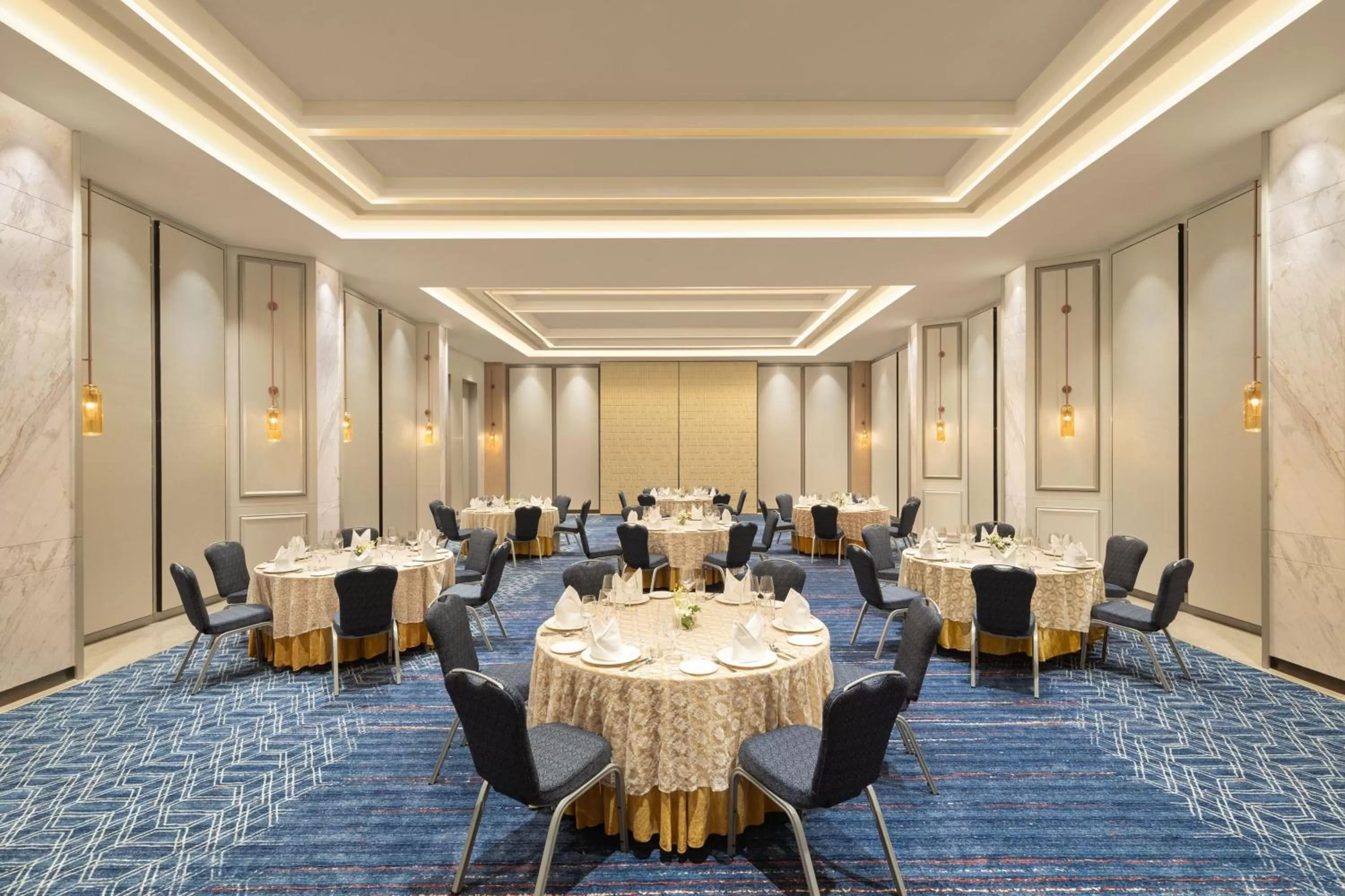Meeting/conference room in Fairfield by Marriott Mumbai International Airport