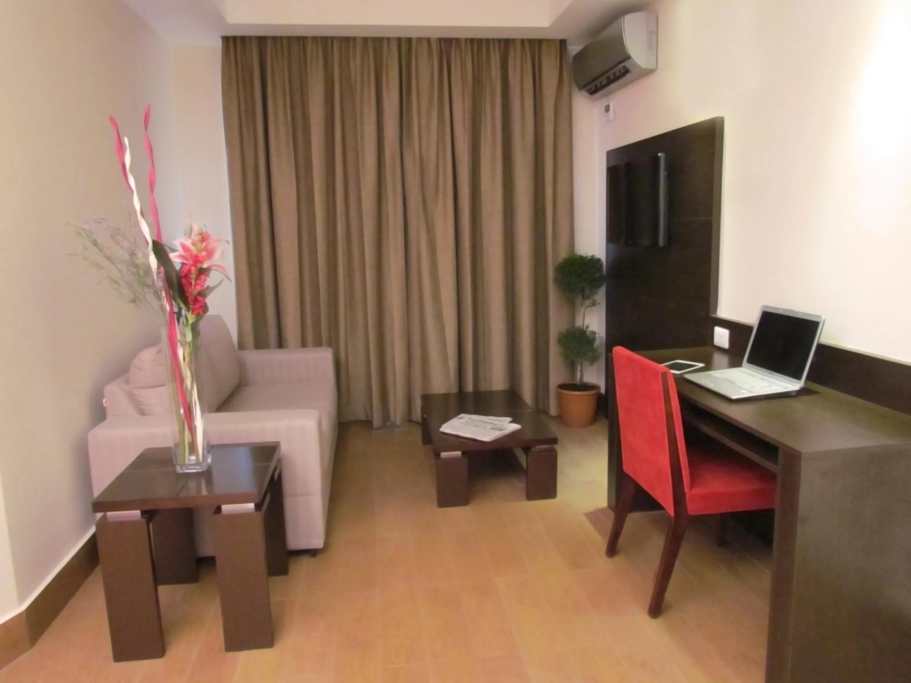 Photo of the whole room in Hotel Principe