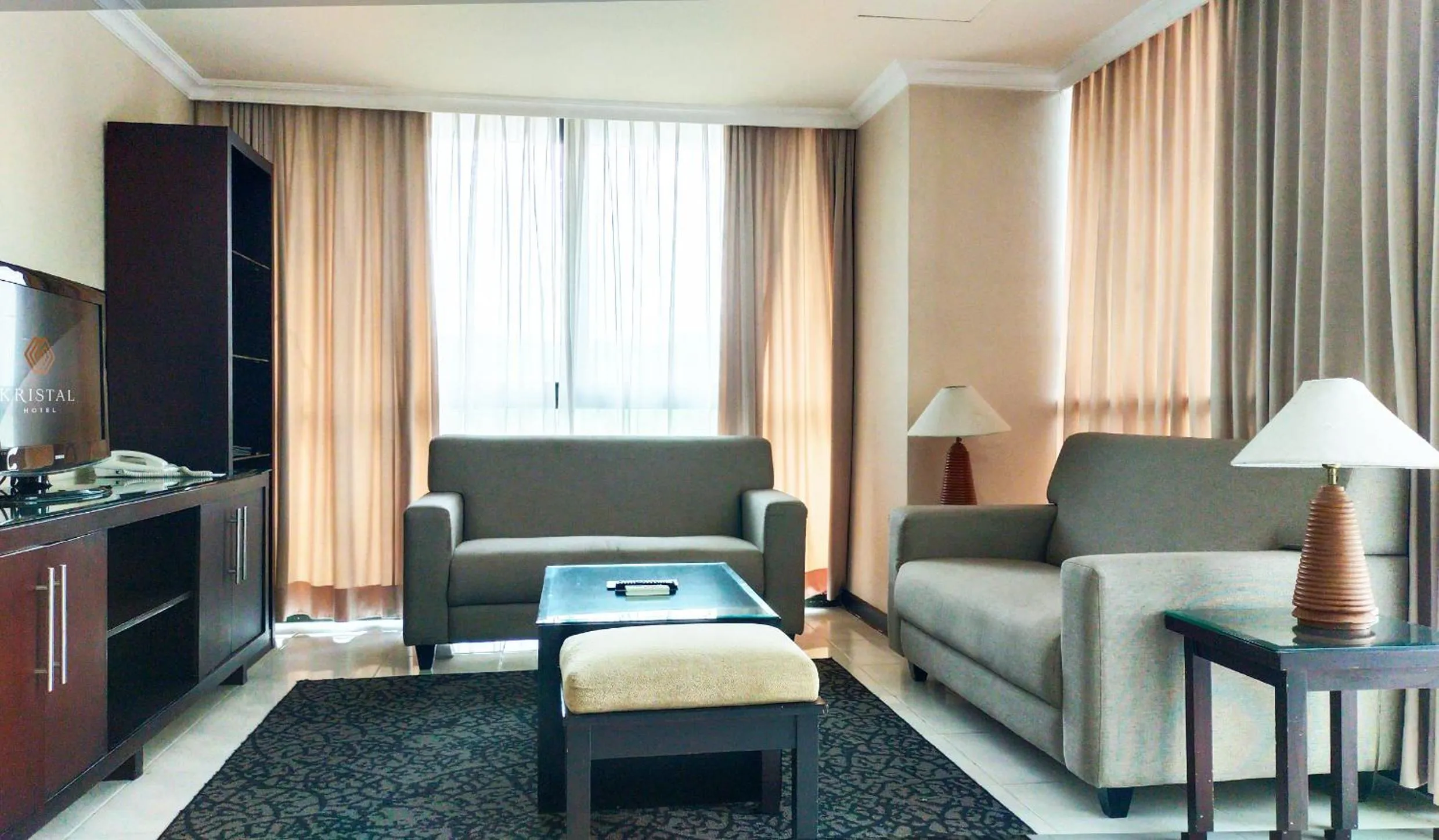 Living room in Kristal Hotel Jakarta