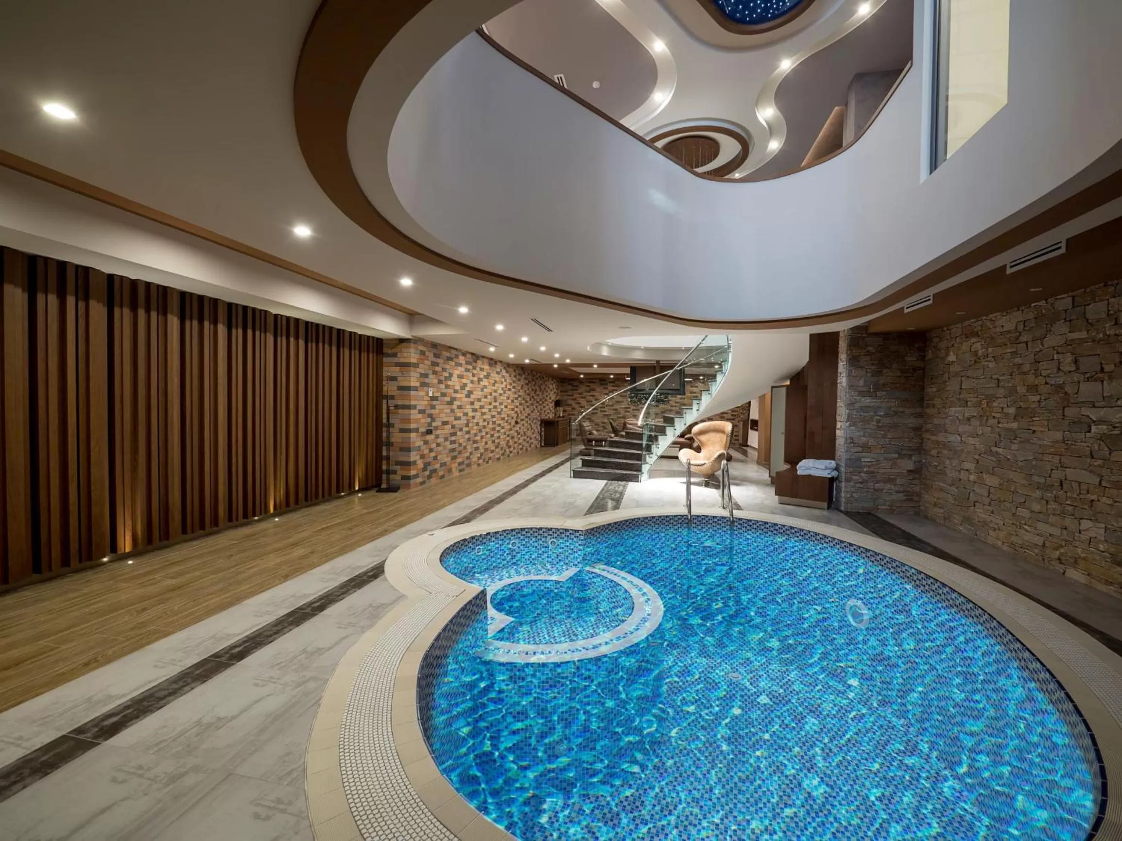 Swimming pool in Aghababyan's Hotel