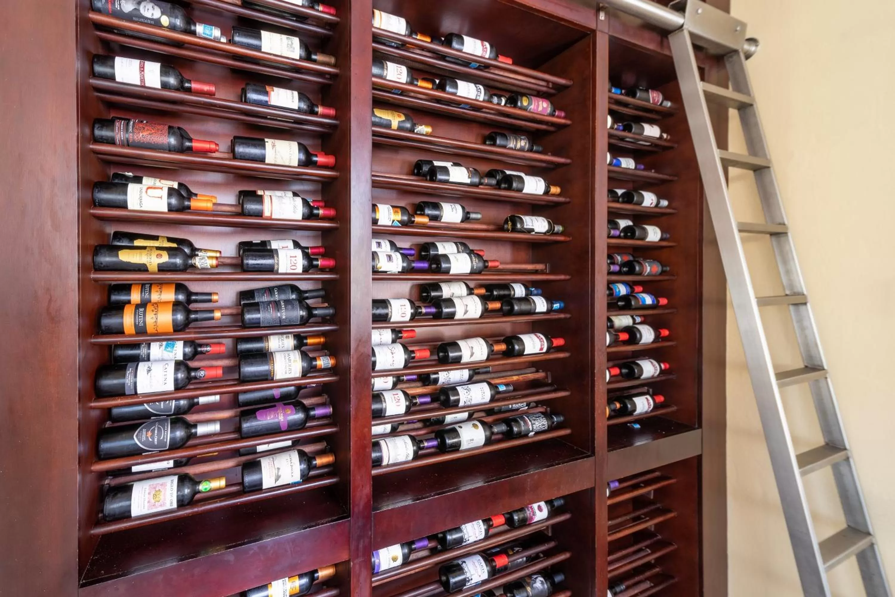 Restaurant/places to eat in InterContinental Real San Pedro Sula by IHG