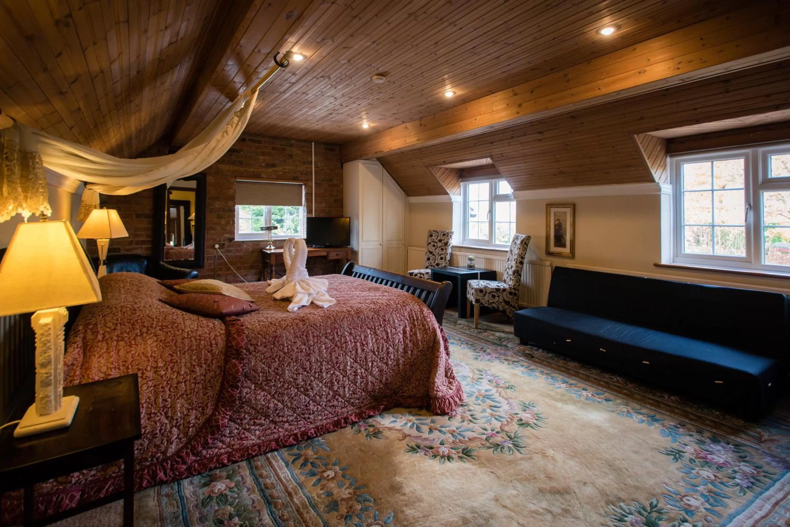 Photo of the whole room, Bed in The Royal Arms Bed & Breakfast