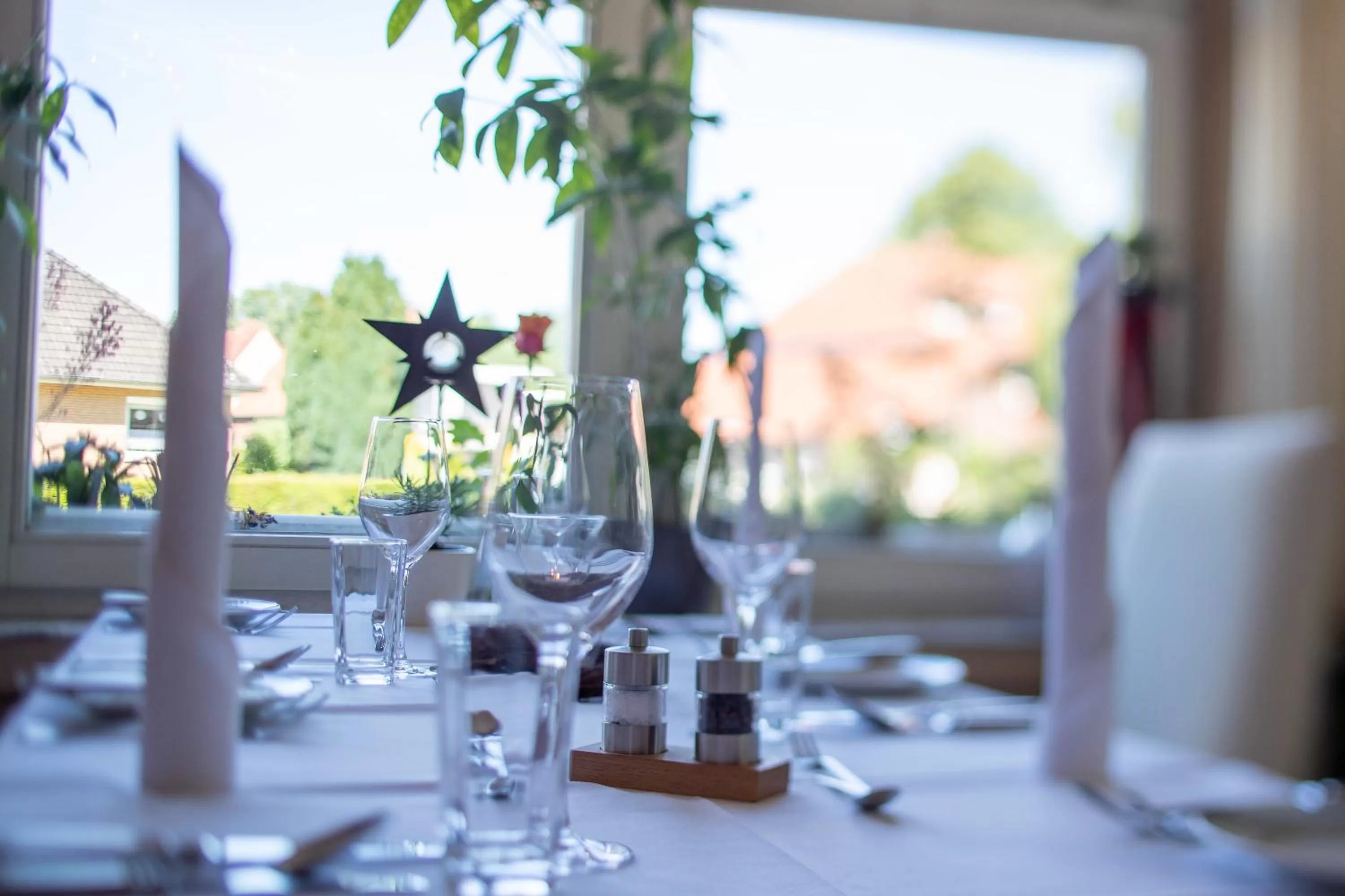 Restaurant/places to eat in Hotel Im Schützenhof, Jever