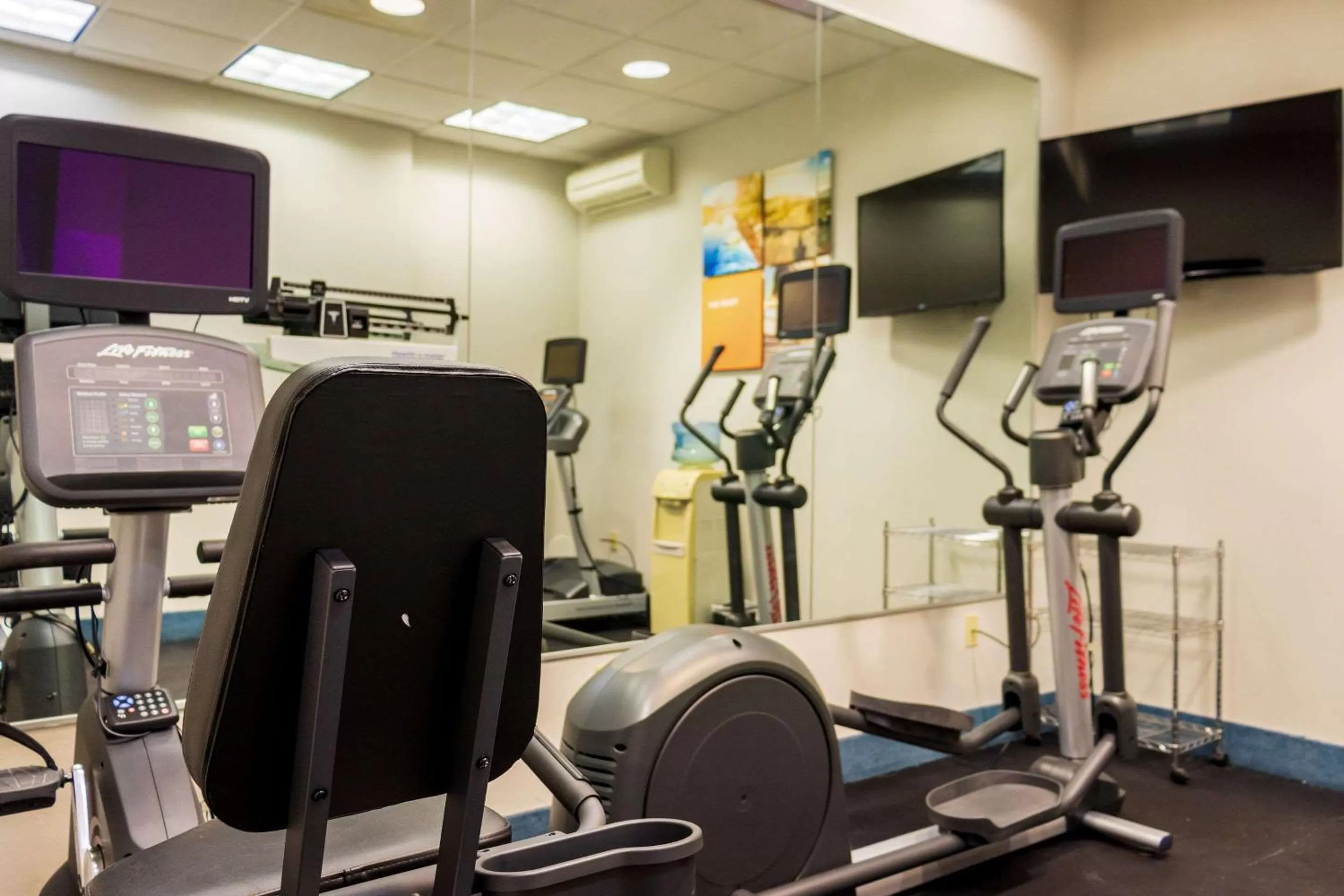 Fitness centre/facilities in Comfort Inn & Suites Plainville-Foxboro