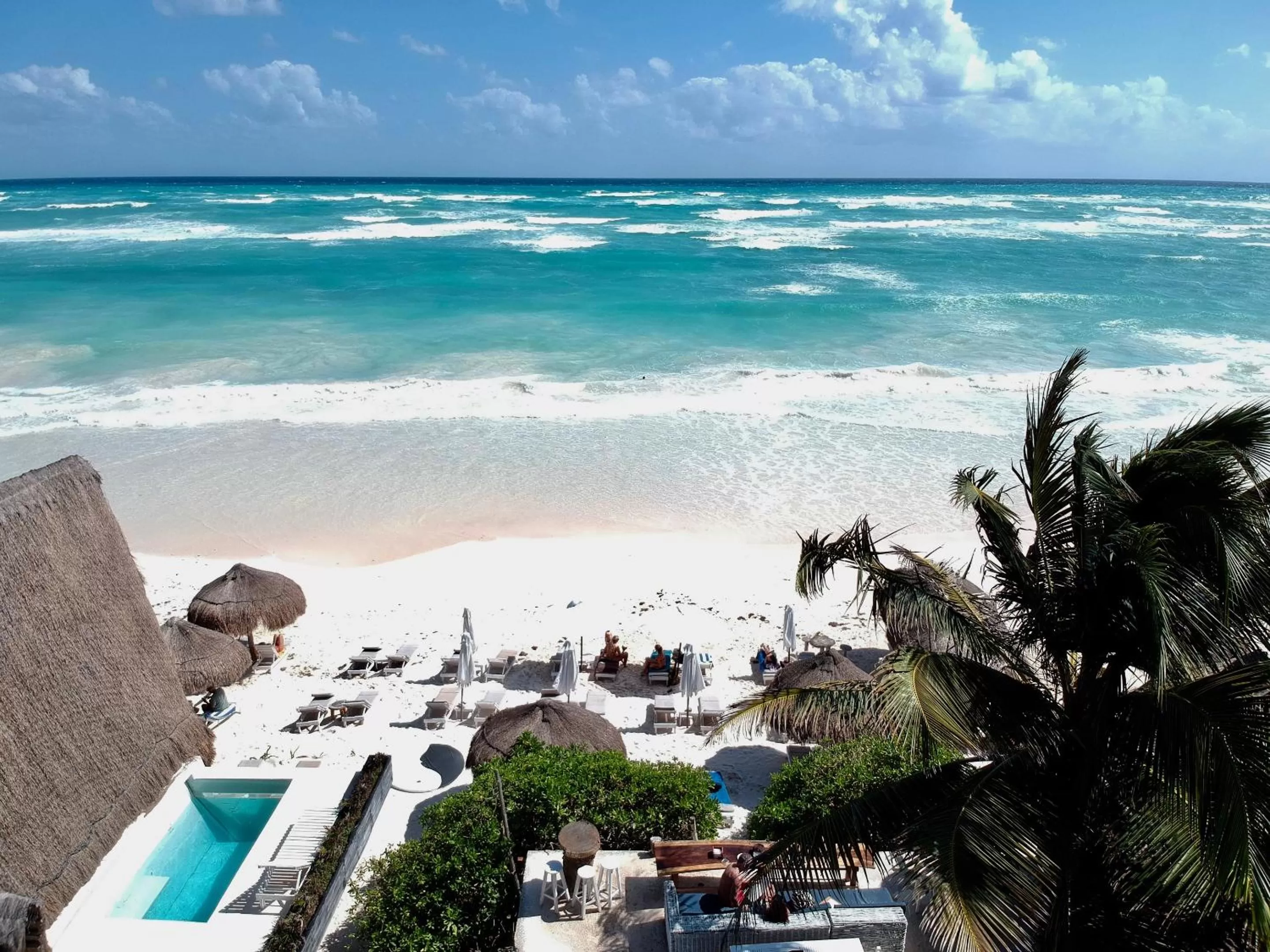 Beach, Pool View in Hotel Zulum