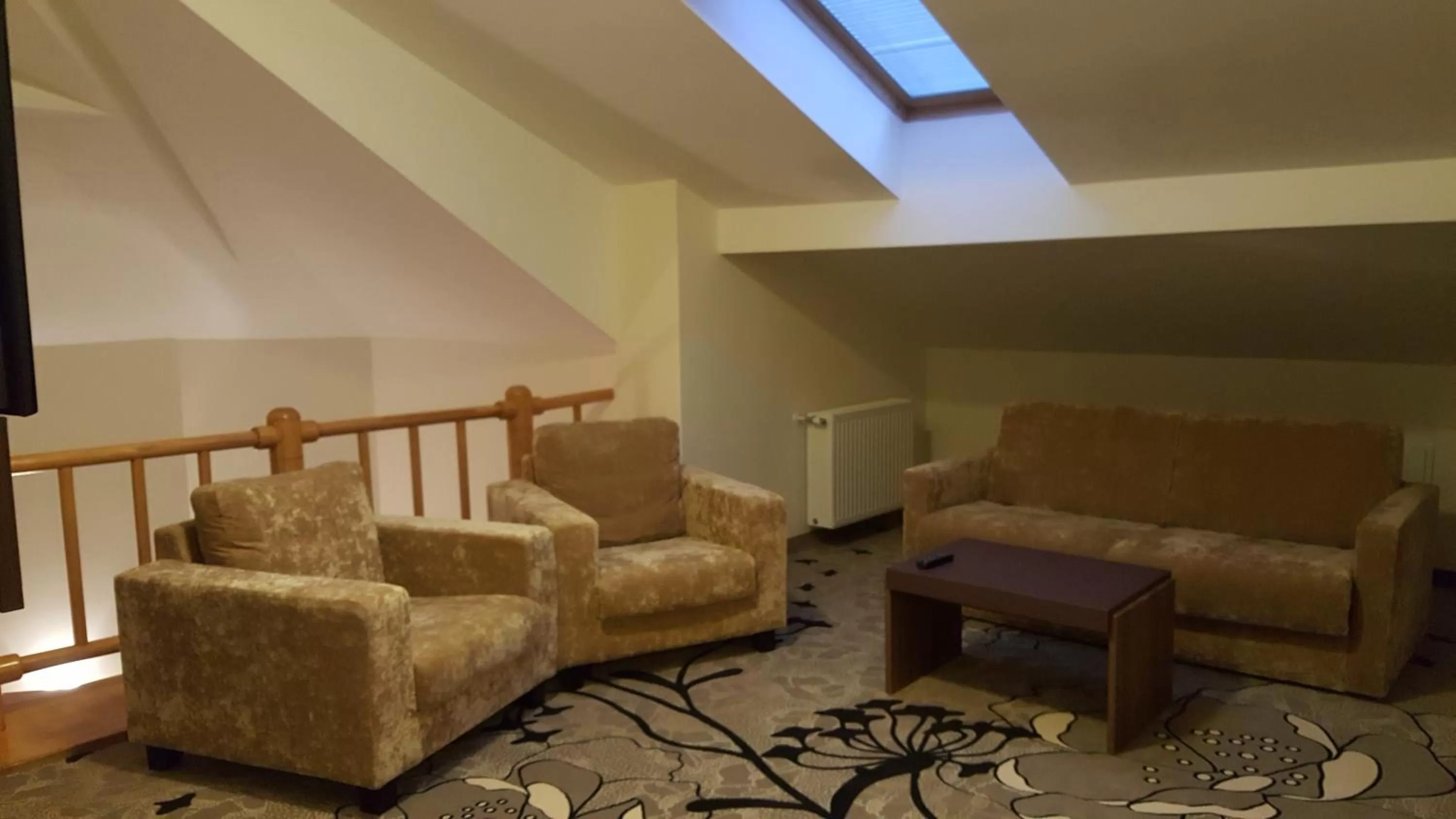 Superior Three-Bedroom Suite in Hotel Miruna - New Belvedere