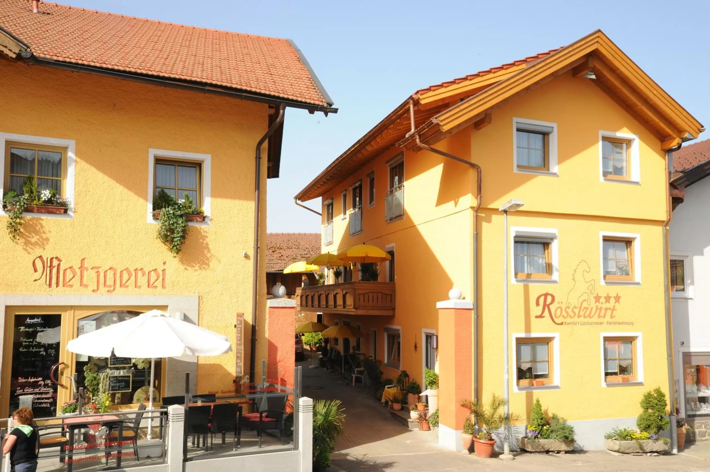 Facade/entrance in Wander und Aktiv Hotel Rösslwirt
