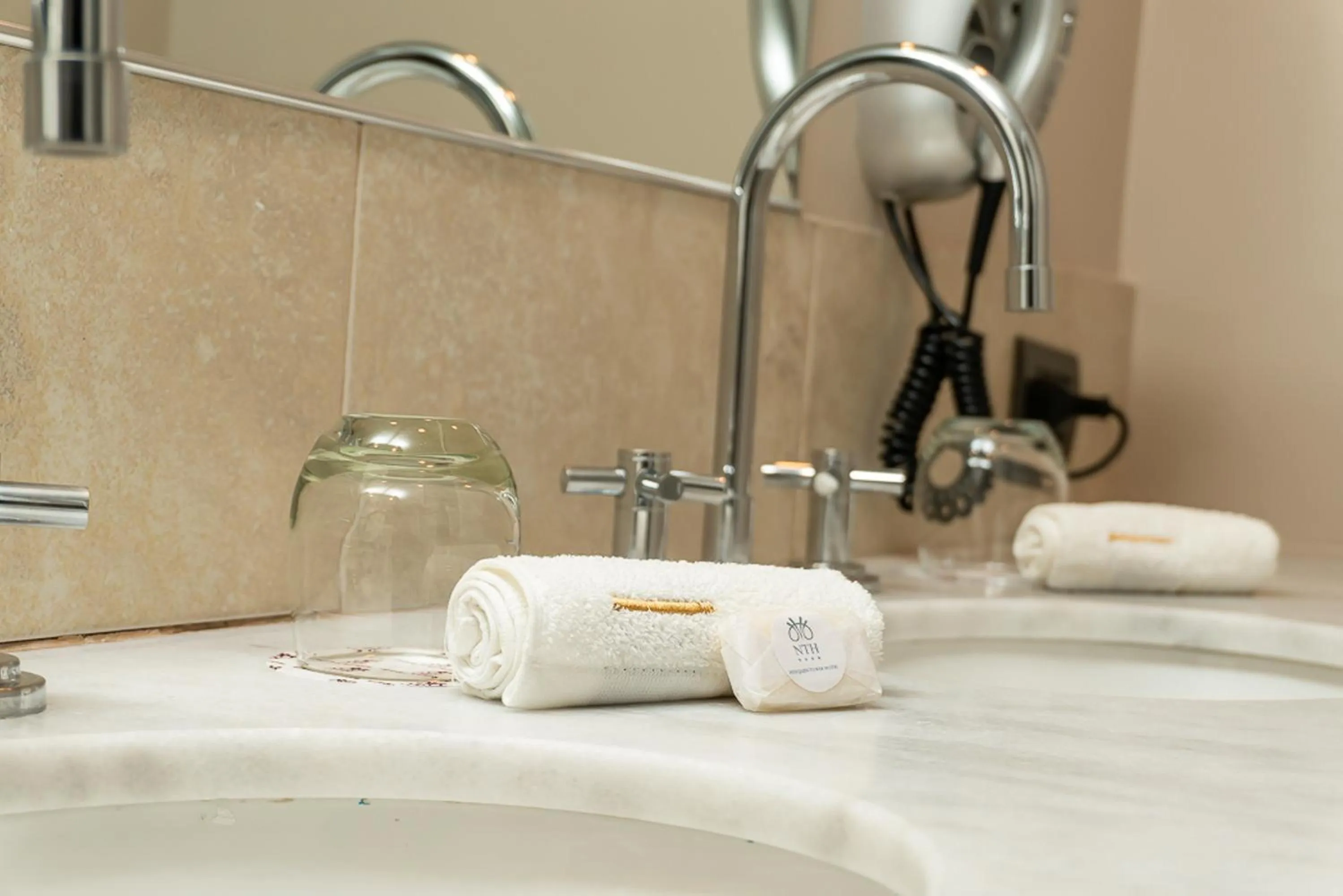 Bathroom in Neuquén Tower Hotel