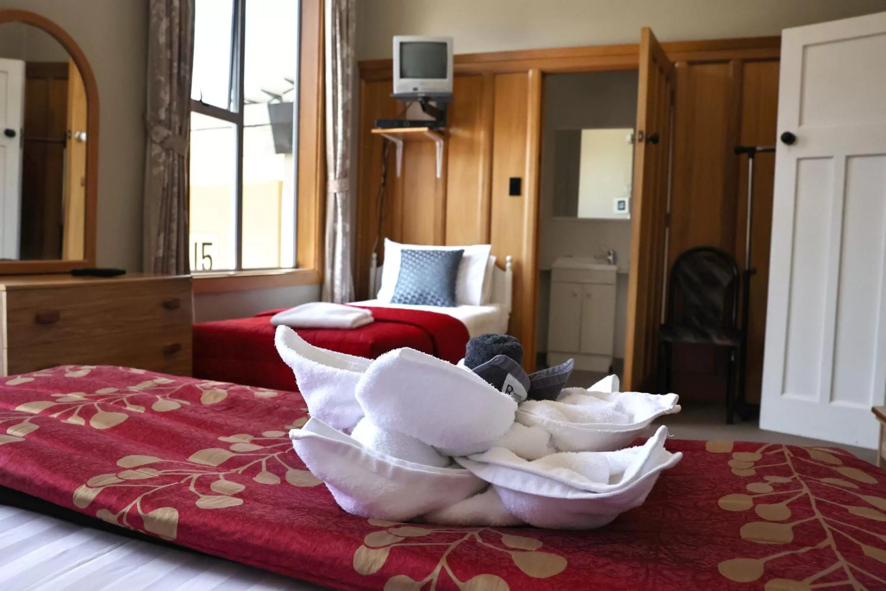 Bed in Baywatch Motor Lodge