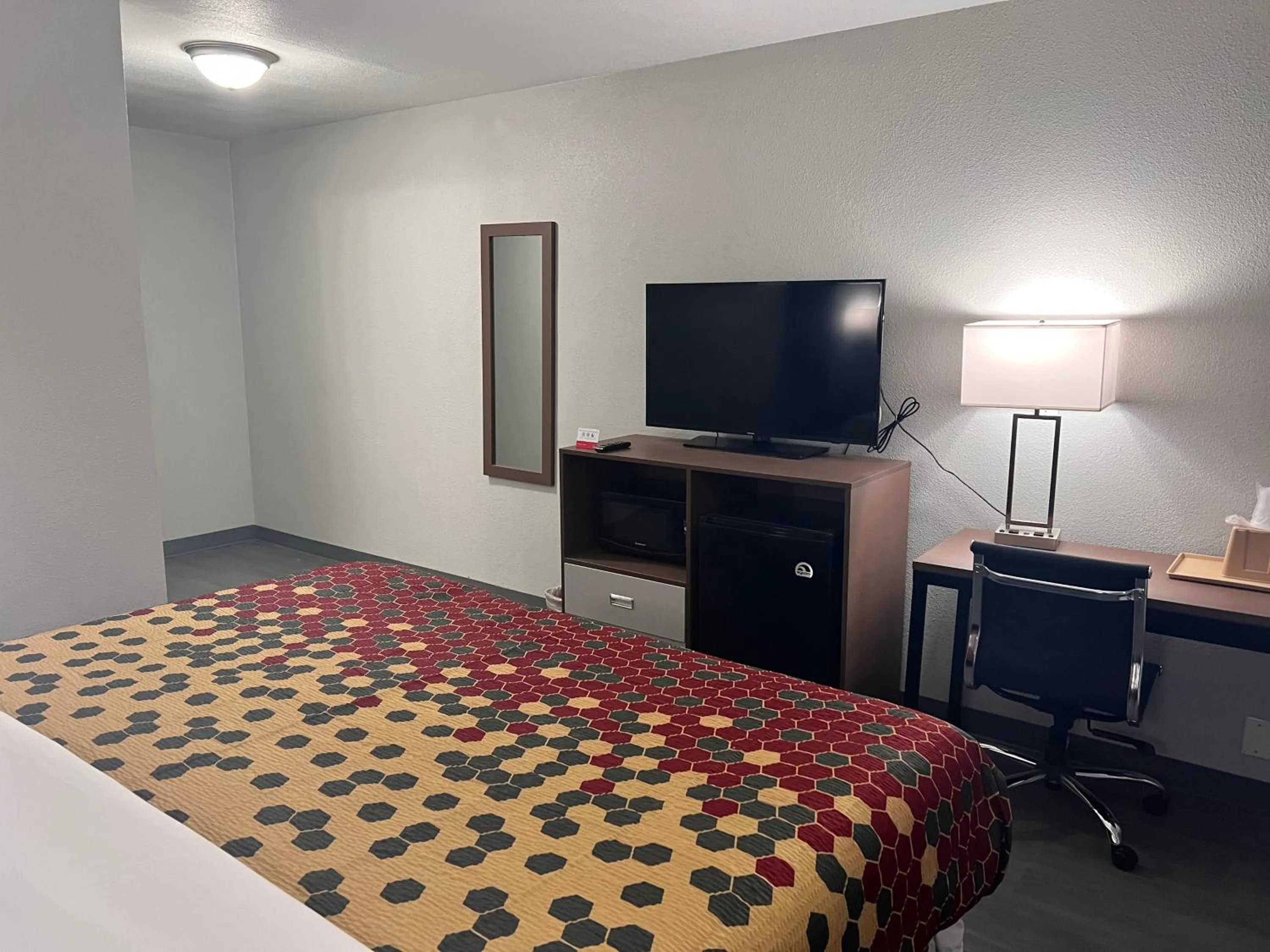 Photo of the whole room in Suburban Studios Portage