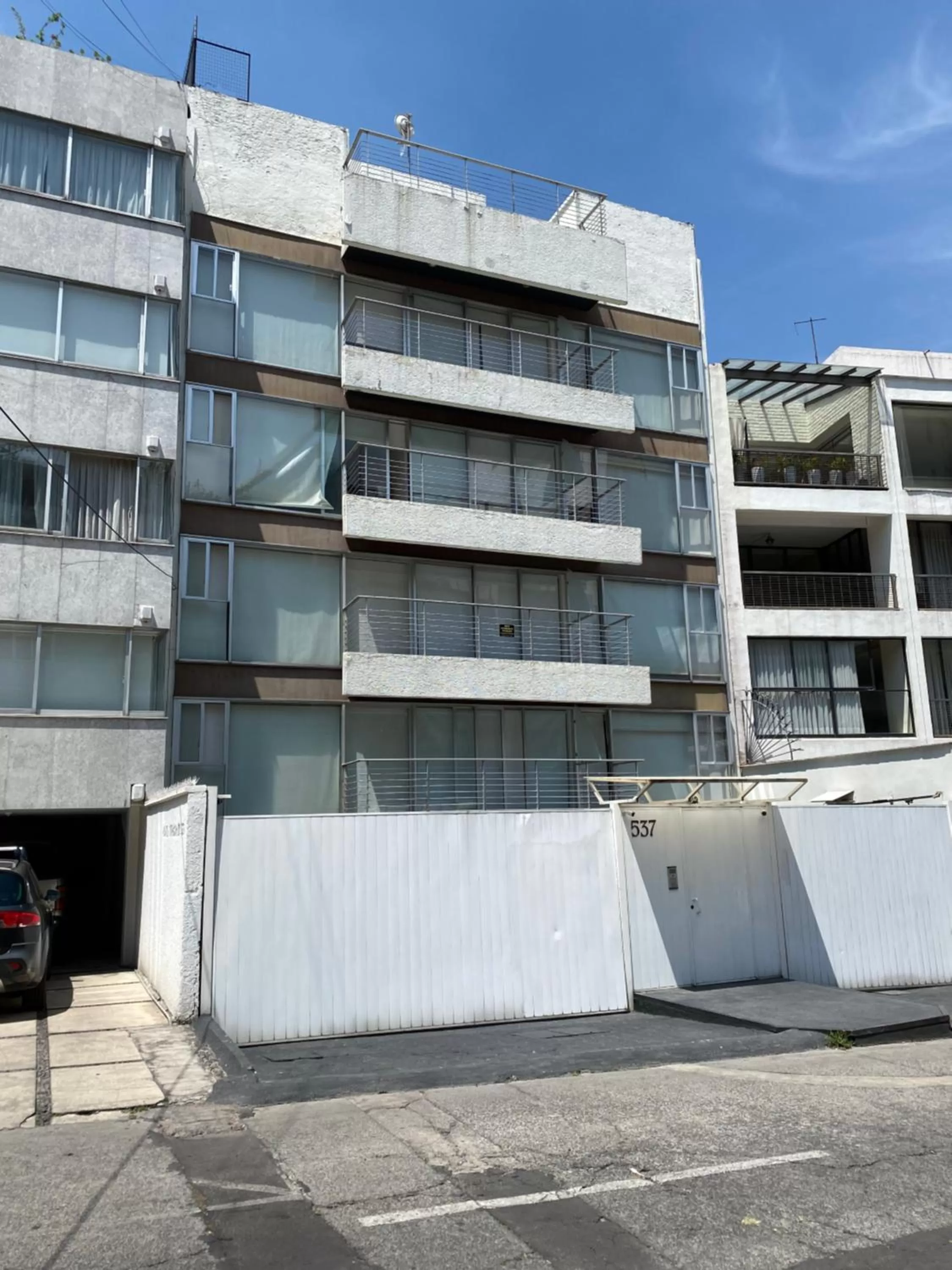 Property building in Grupo Kings Suites -Monte Chimborazo 537