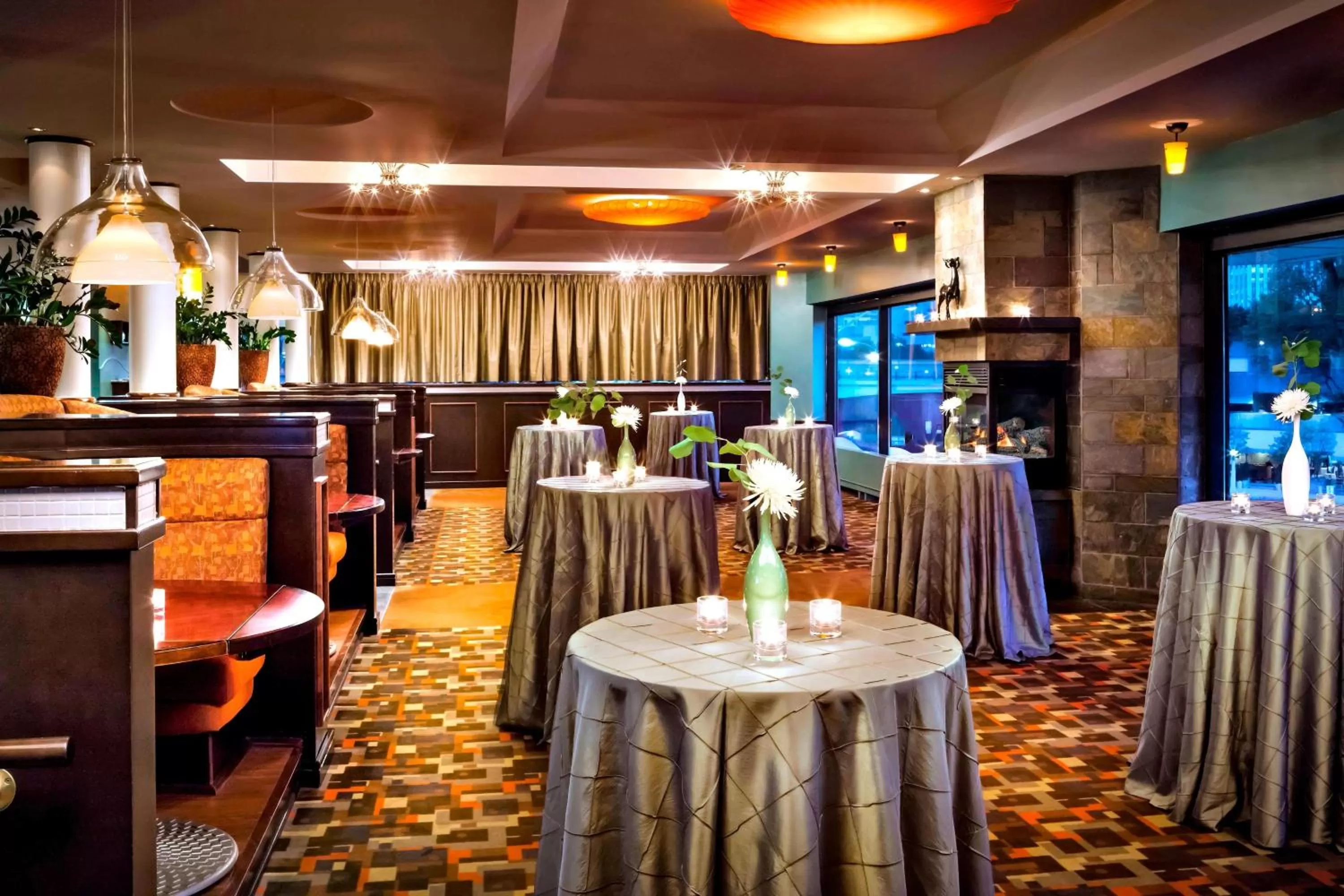 Restaurant/places to eat in The Westin Ottawa