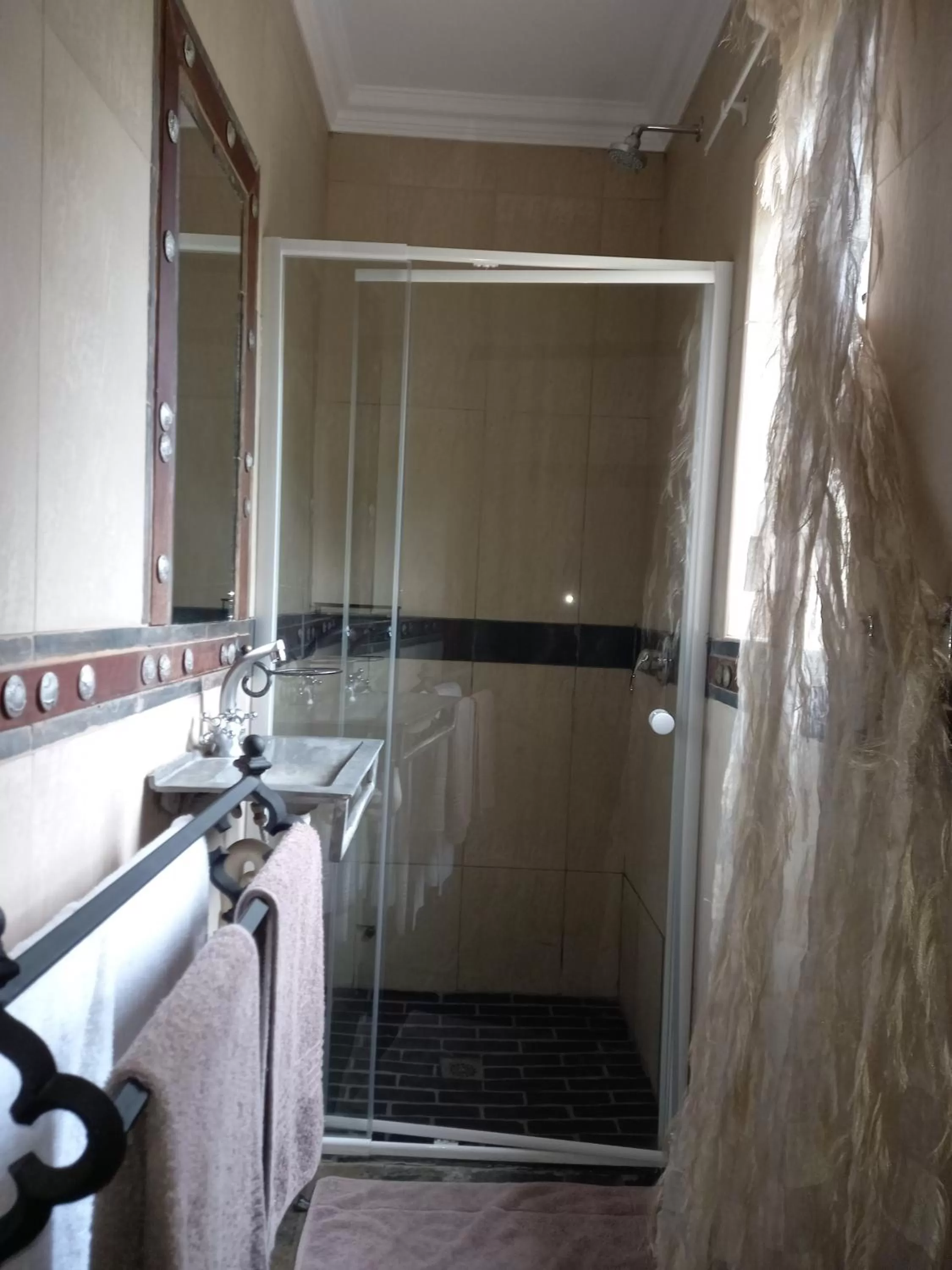 Bathroom in Troas Boutique hotel