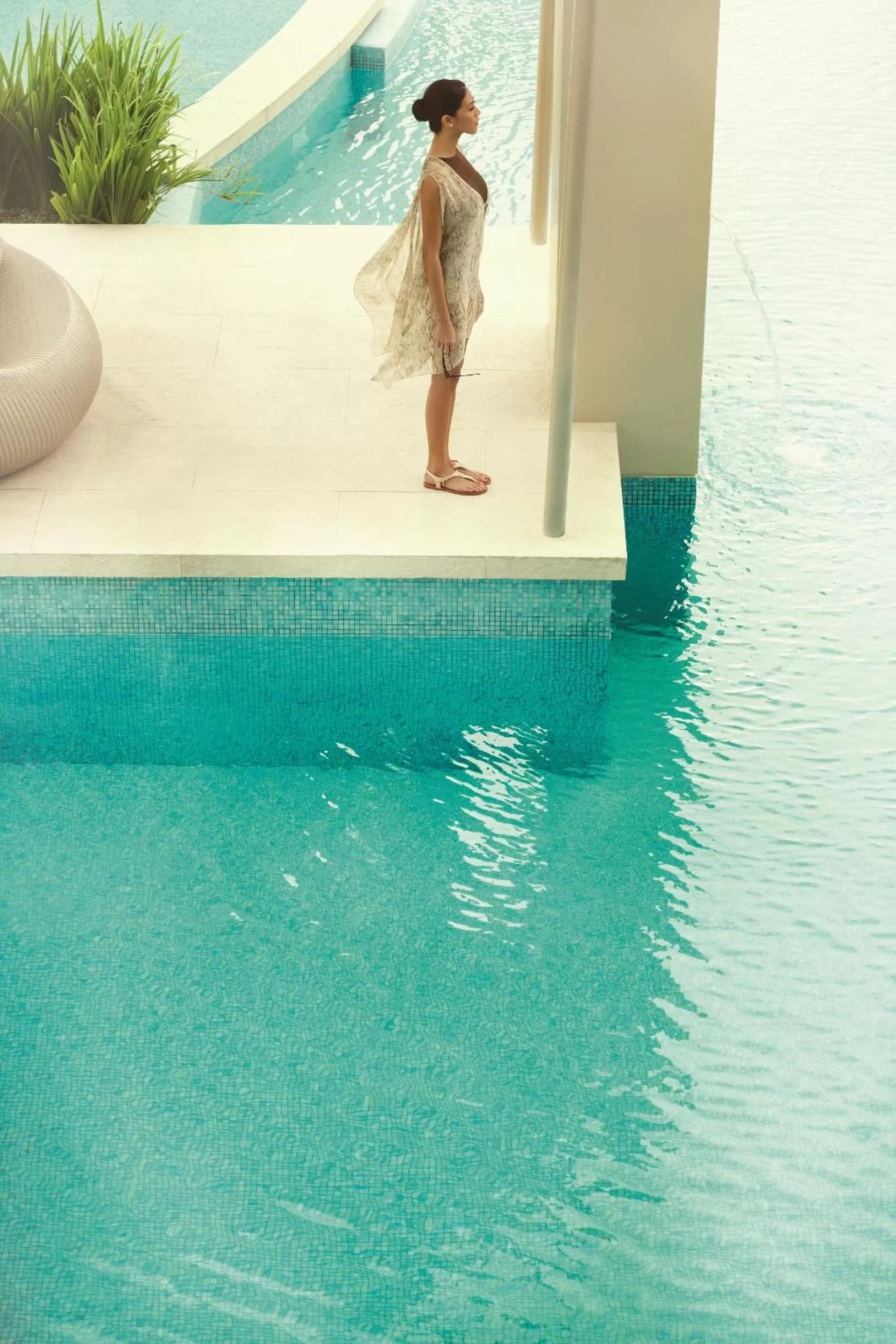 Swimming pool in Raffles Makati