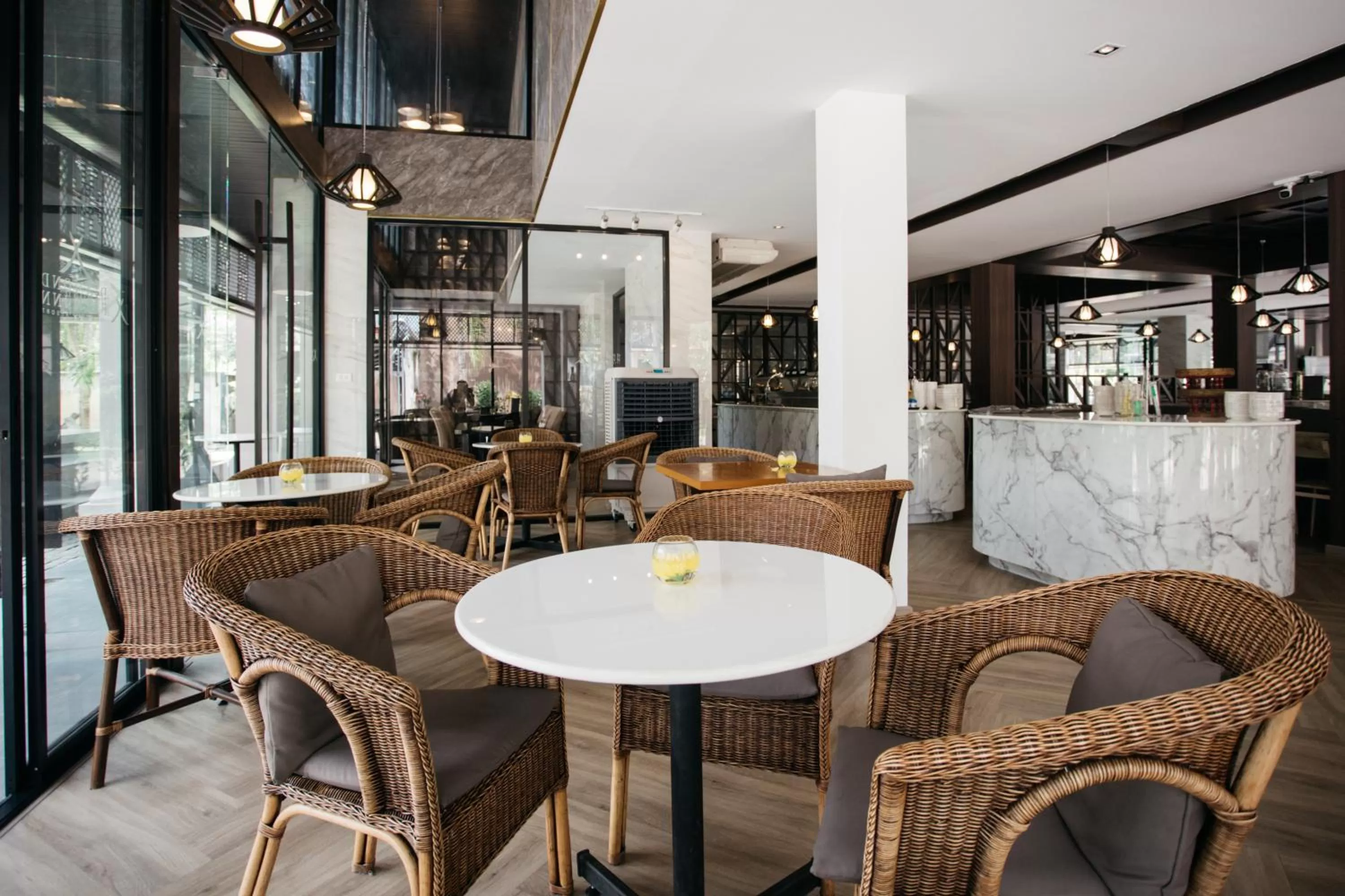 Restaurant/places to eat in Diamond Park Inn Chiangrai & Resort