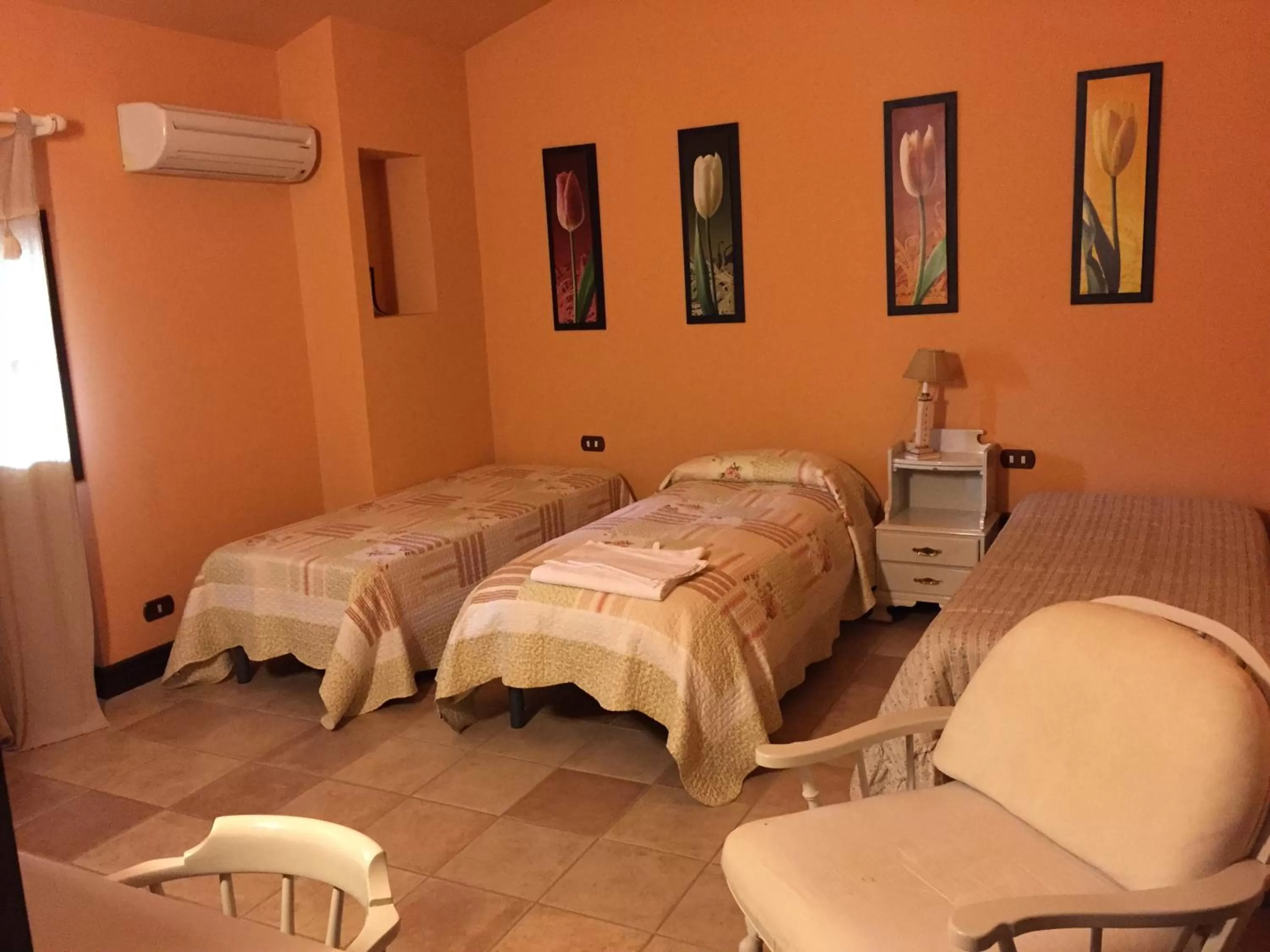 Decorative detail, Bed in B&B Rollo Garden