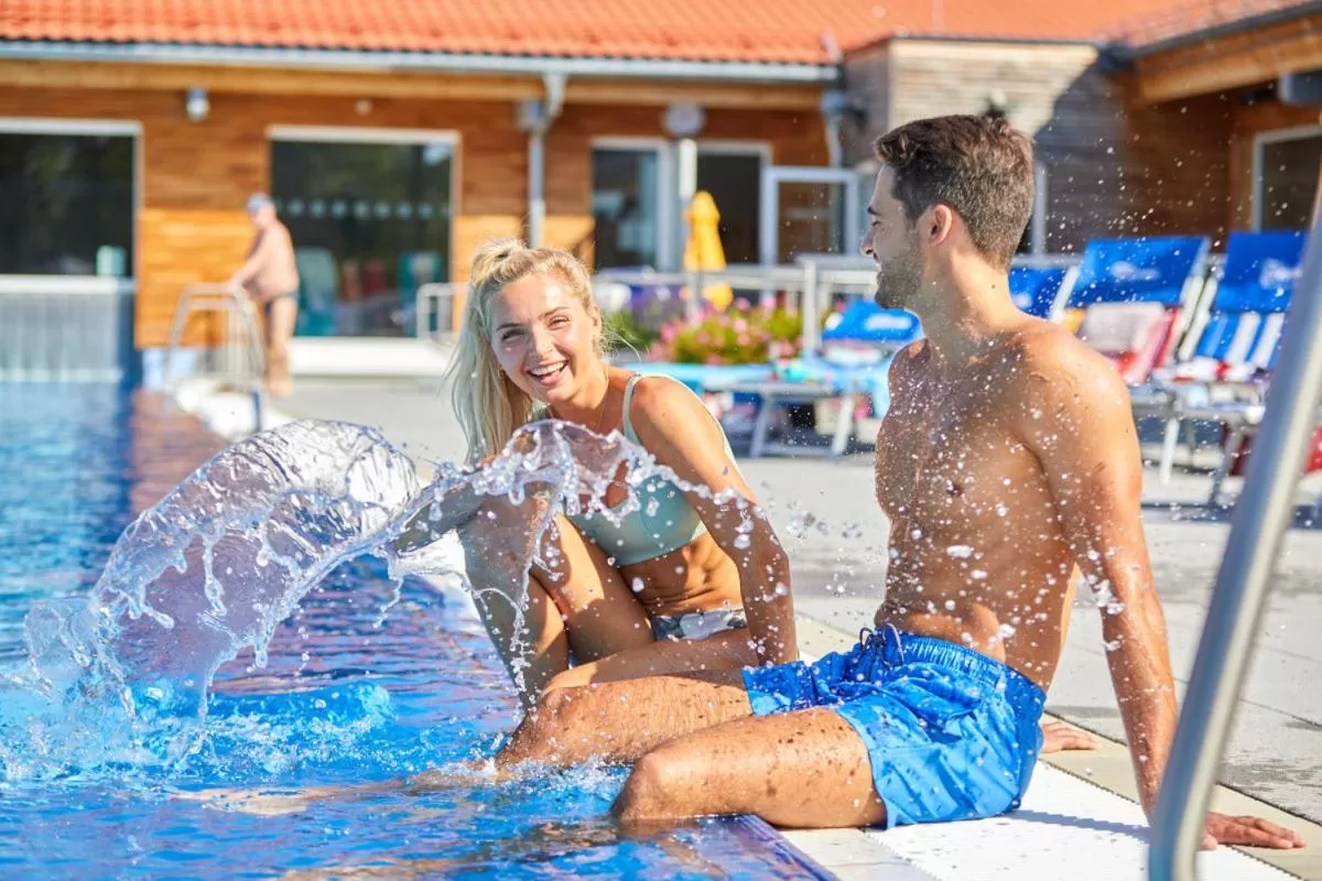 Swimming pool in Appartement-Haus Blumenhof