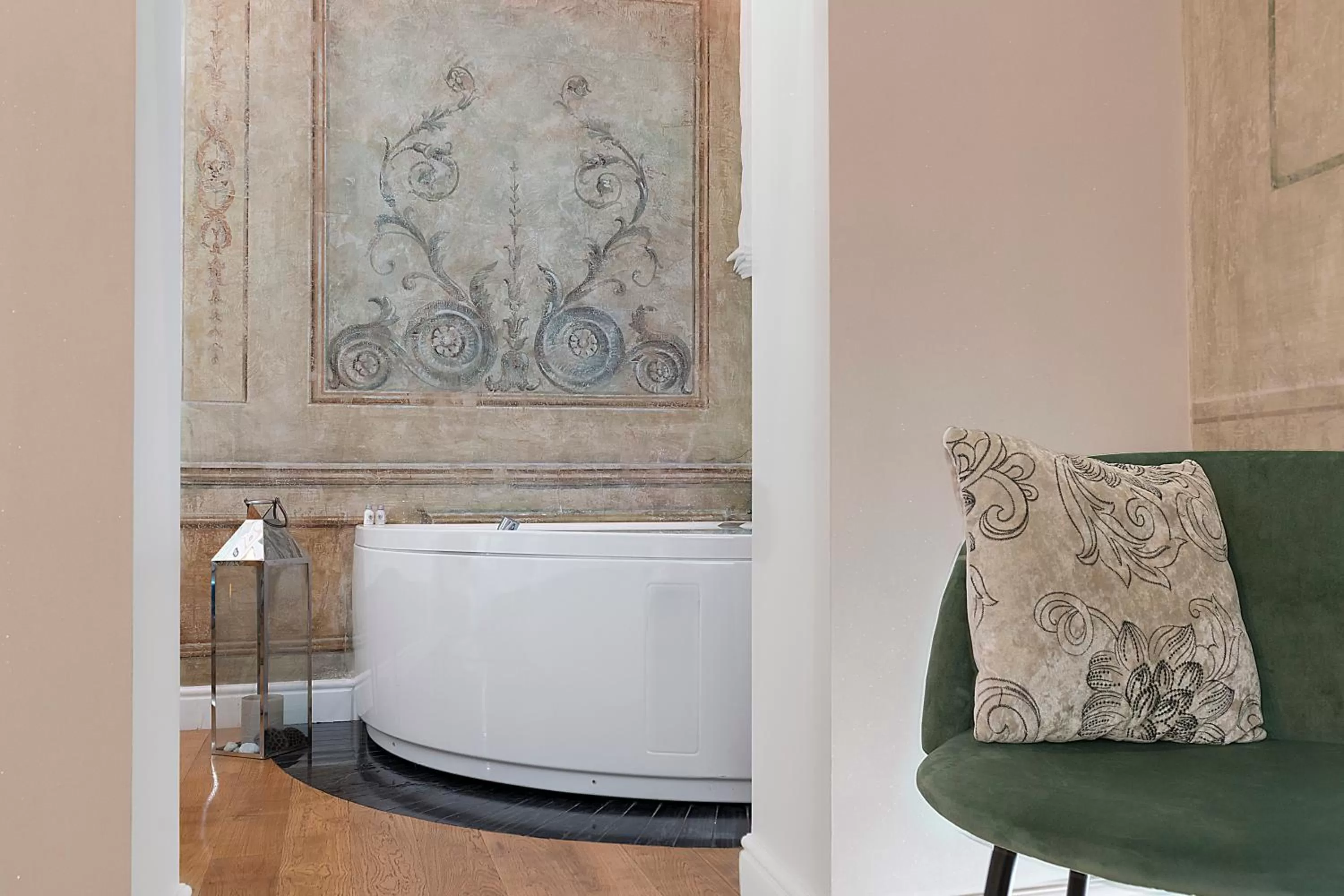 Hot Tub in Argentina Residenza Style Hotel