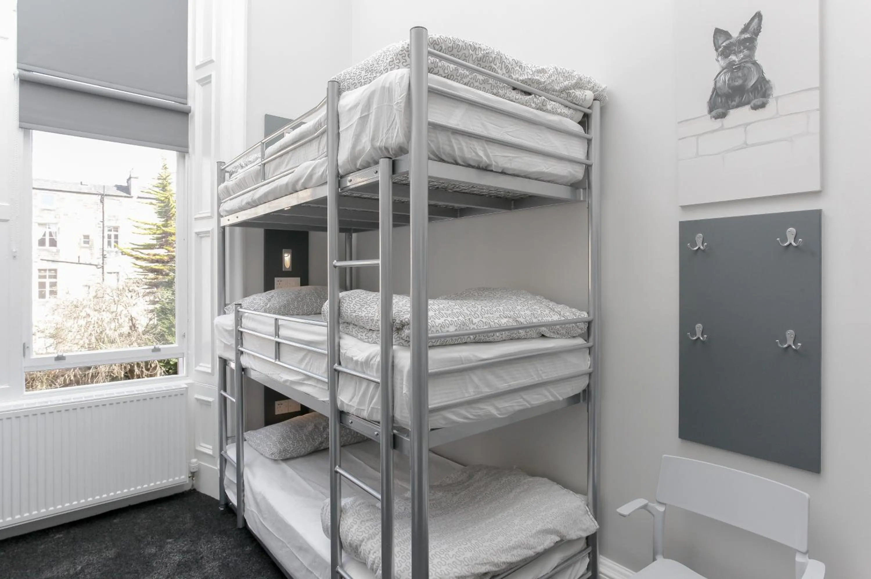 Bedroom, Bed in West End Hotel