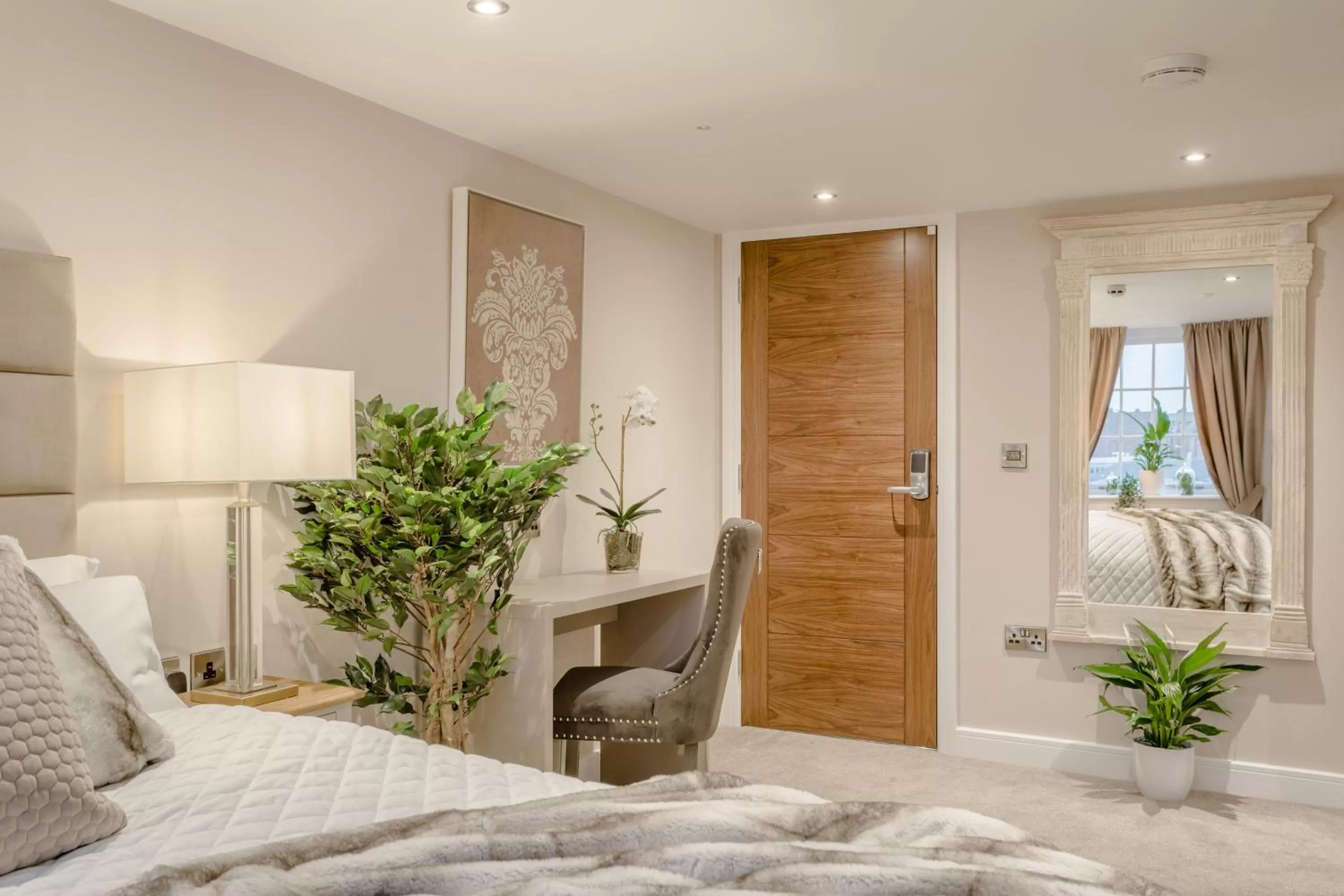 Seating area, Bed in Heritage Mews Nottingham