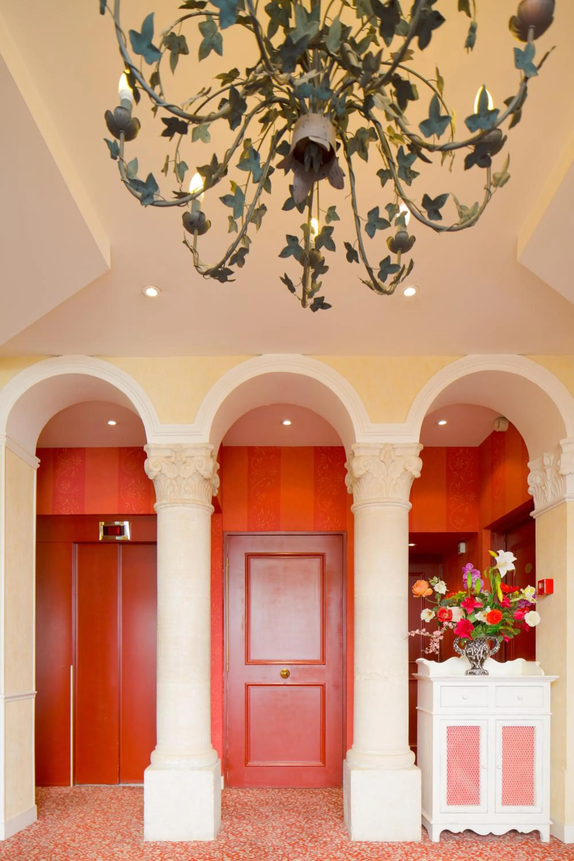 Decorative detail in Hotel Delambre