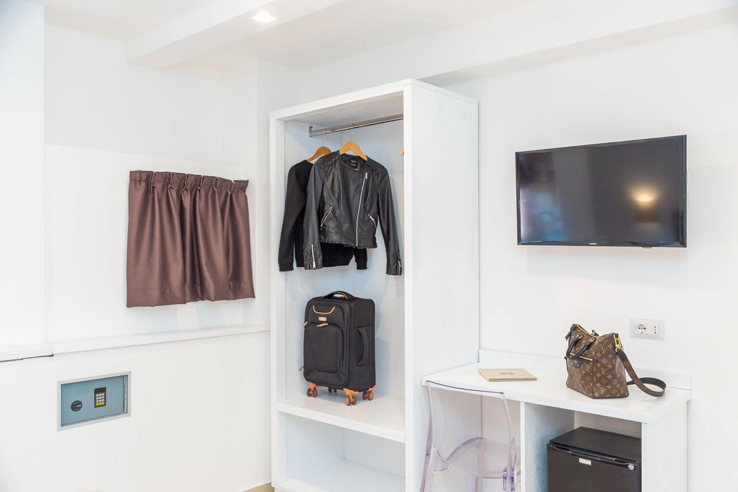 TV and multimedia in Hotel Rivoli Sorrento