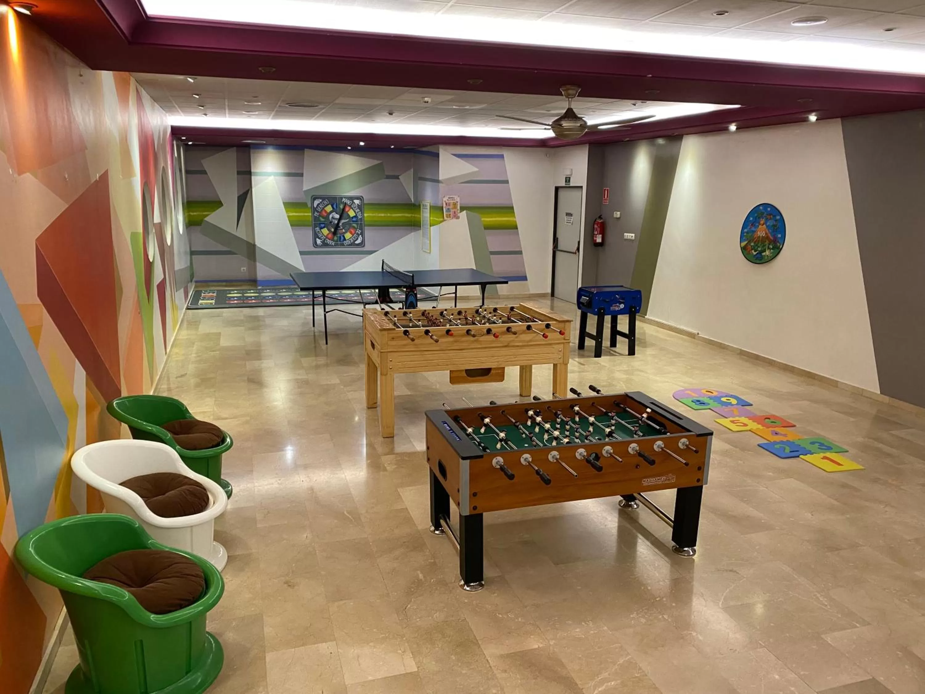 Game Room in Spa Hotel Ciudad de Teruel