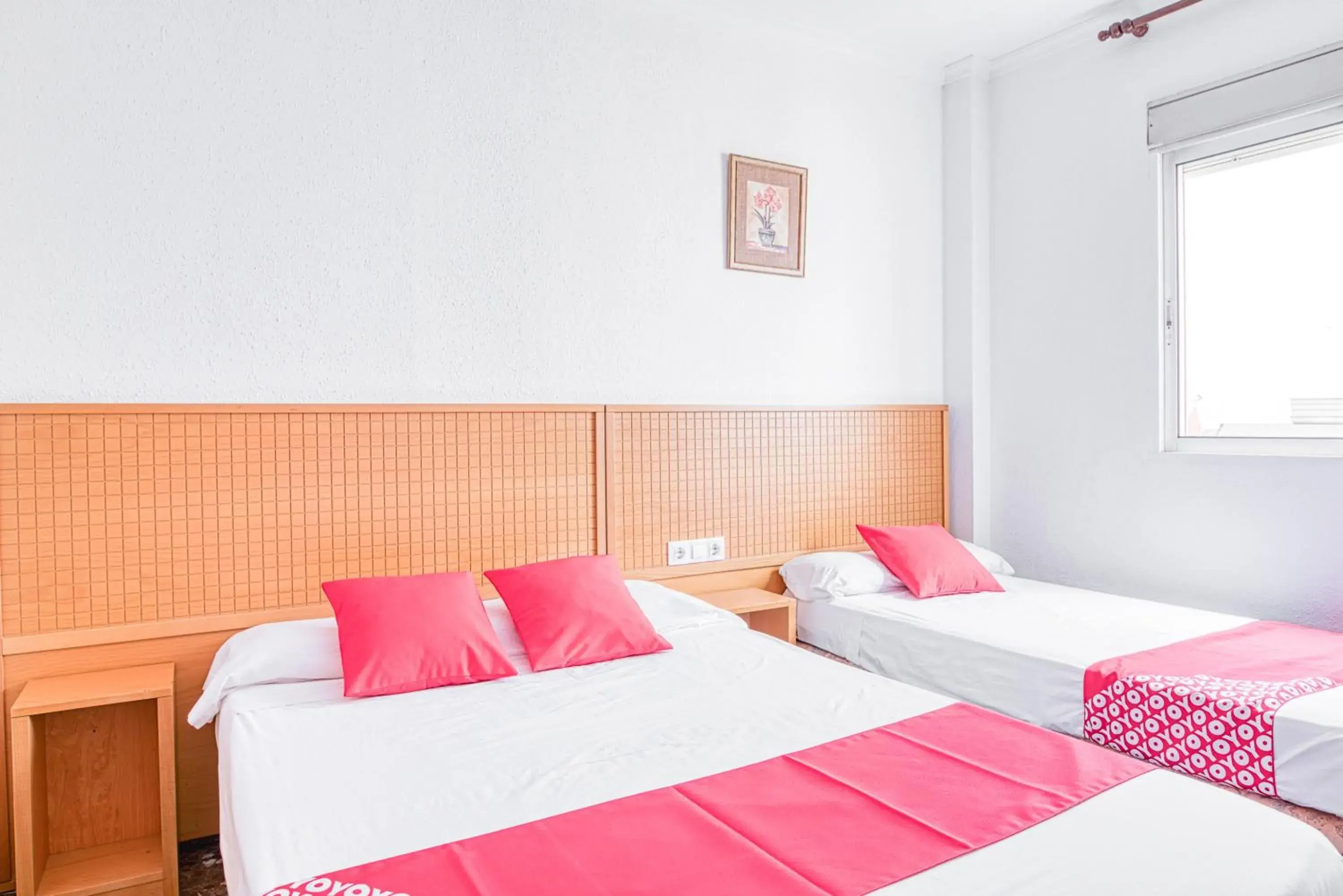 Family Room - single occupancy in Hostal Nova Picanya Family Room - single occupancy in Hostal Nova Picanya