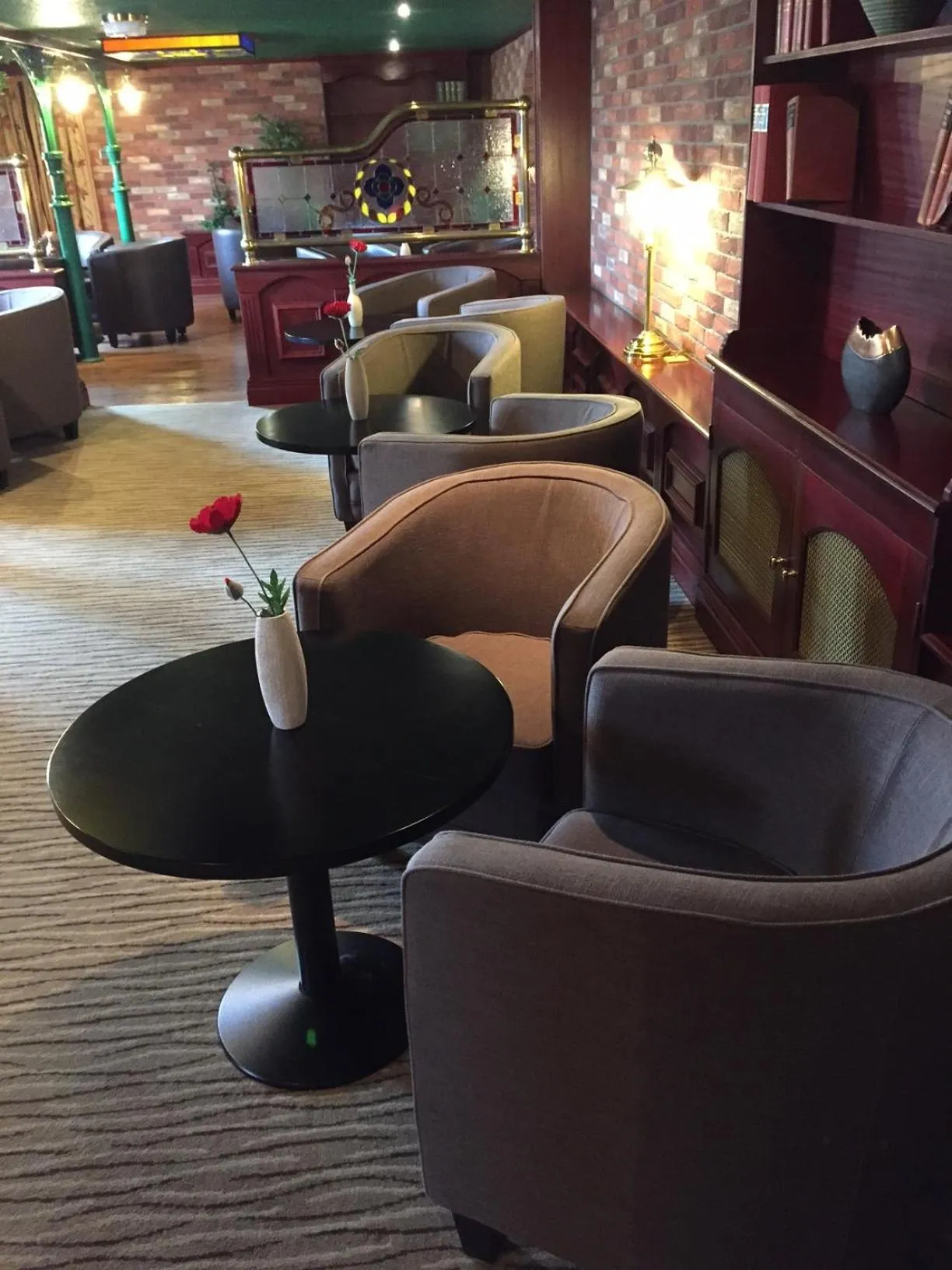 Lounge or bar in The Lerwick Hotel