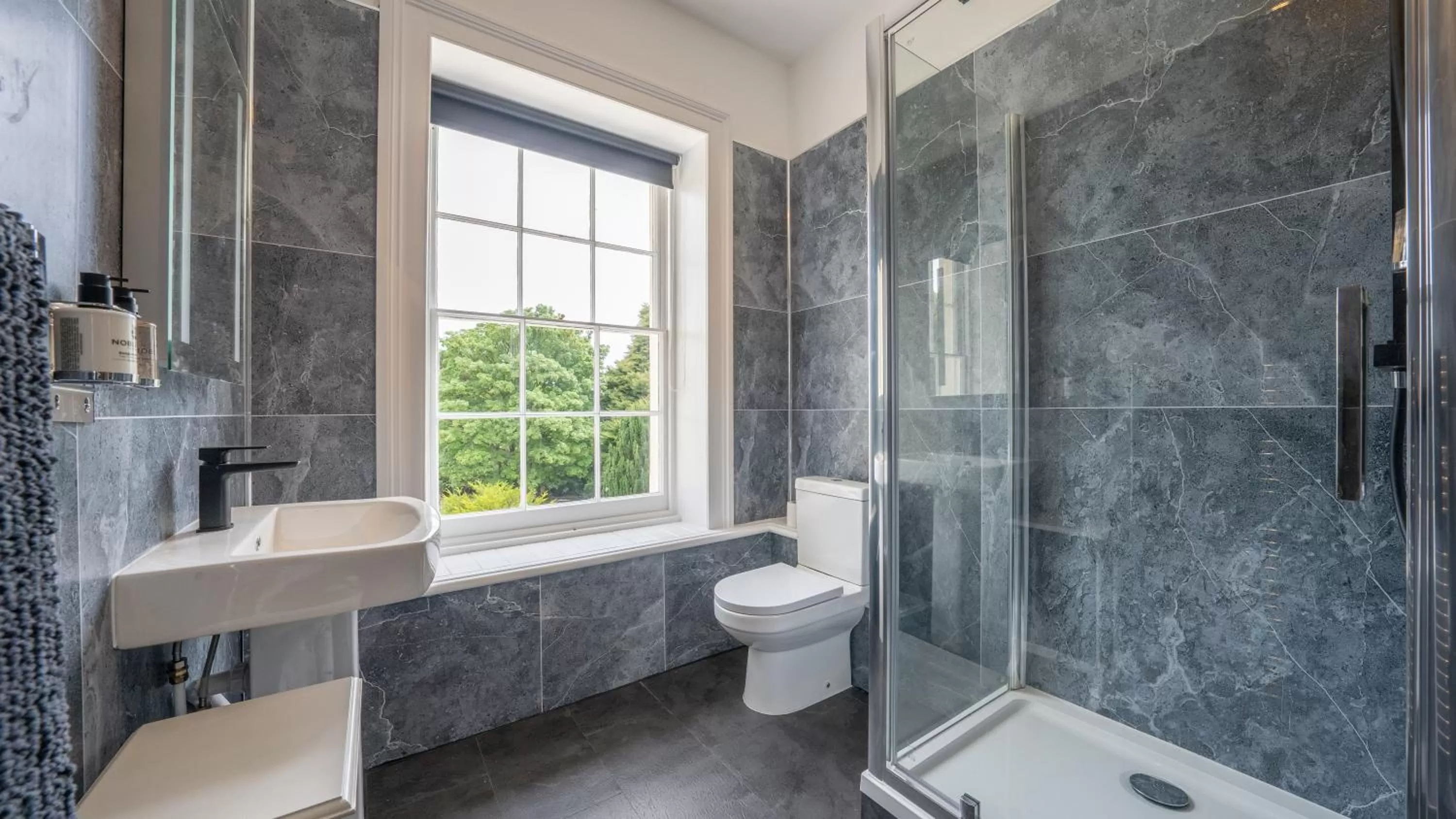 Shower, Bathroom in Pantybeiliau House Bed & Breakfast