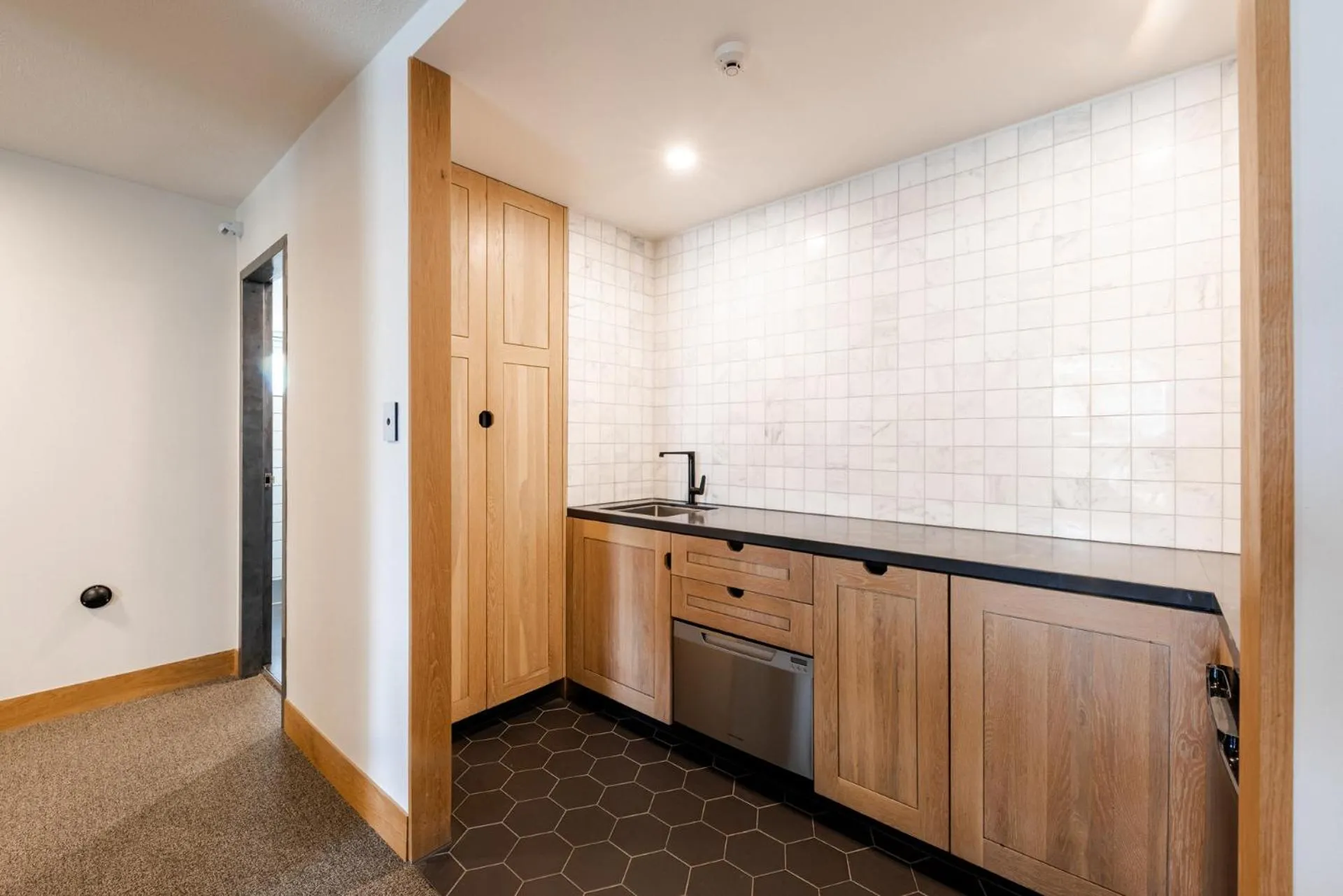 Kitchen or kitchenette in Bunk Surfers Paradise International Backpacker Hostel