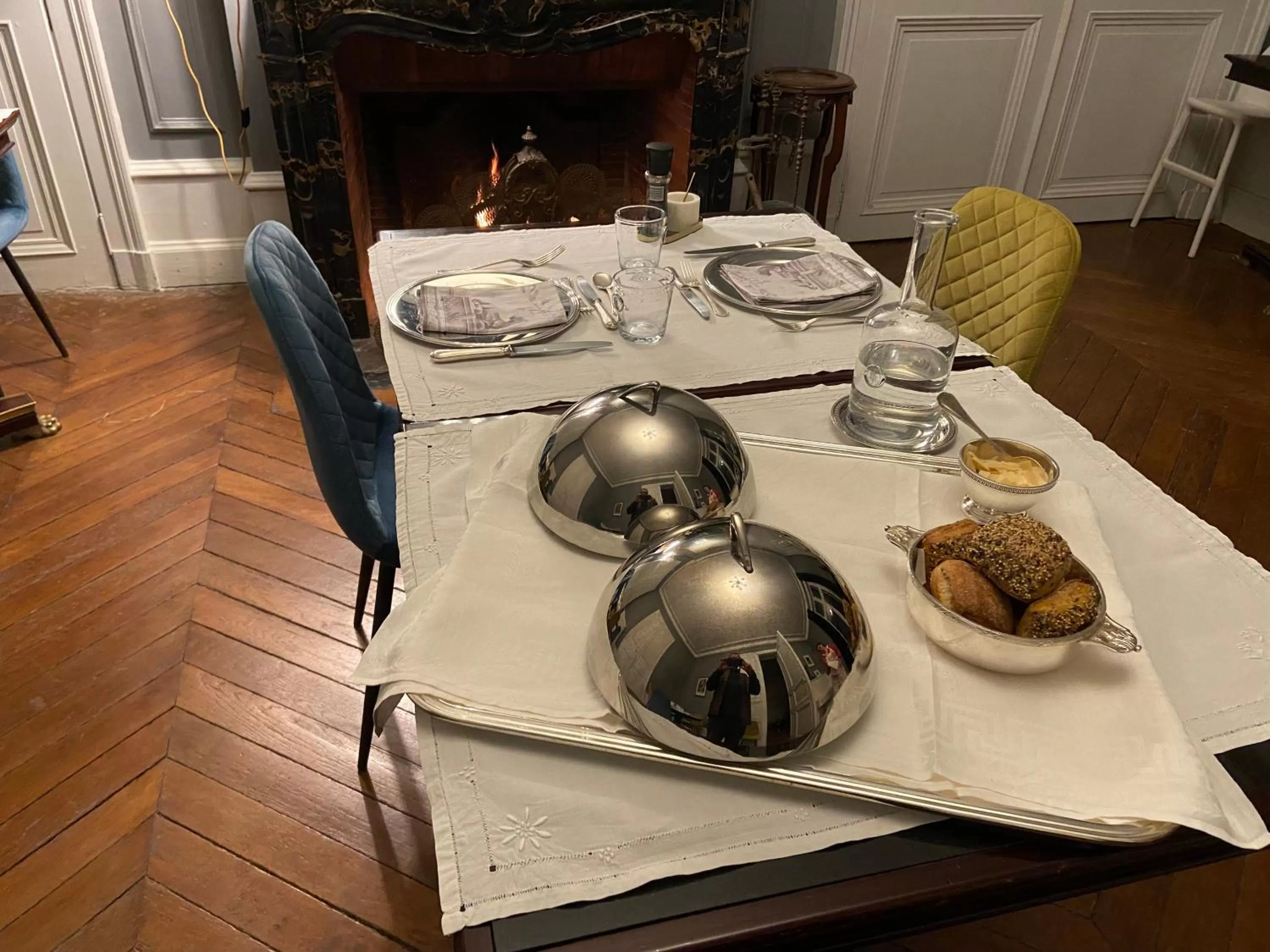 Kitchen or kitchenette, Restaurant/Places to Eat in La Grande Carrée