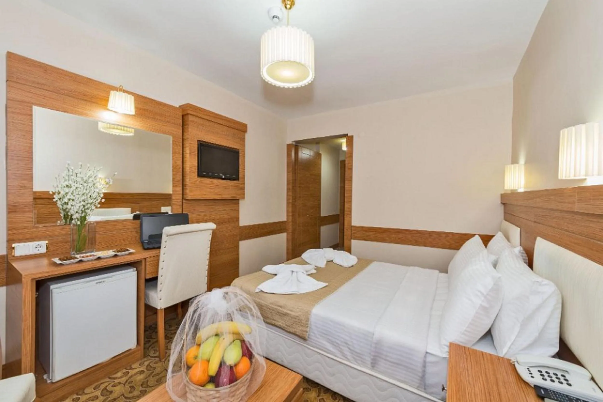 Massage, Bed in Selenay Hotel