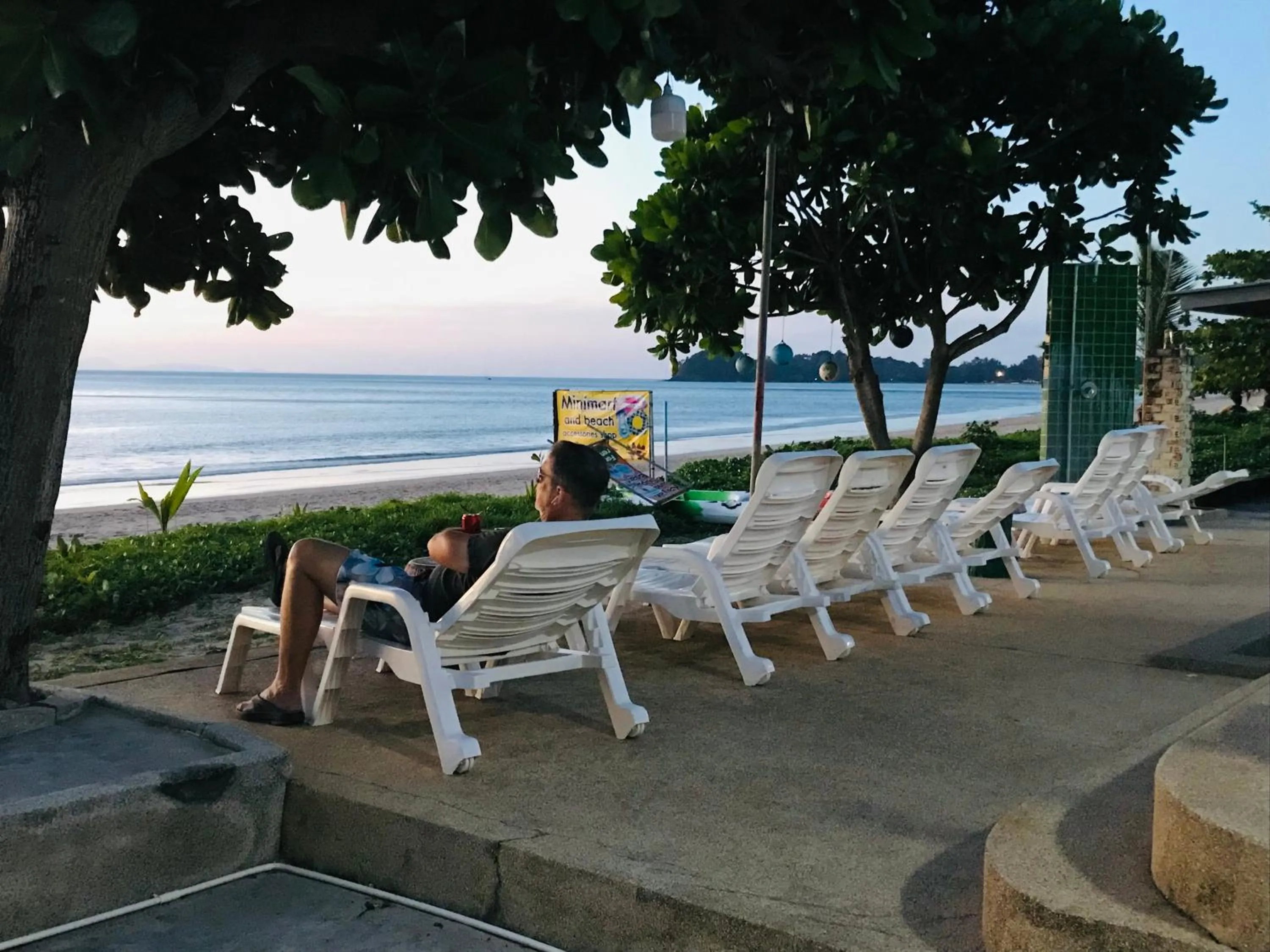 sunbed in Lanta Garden Home