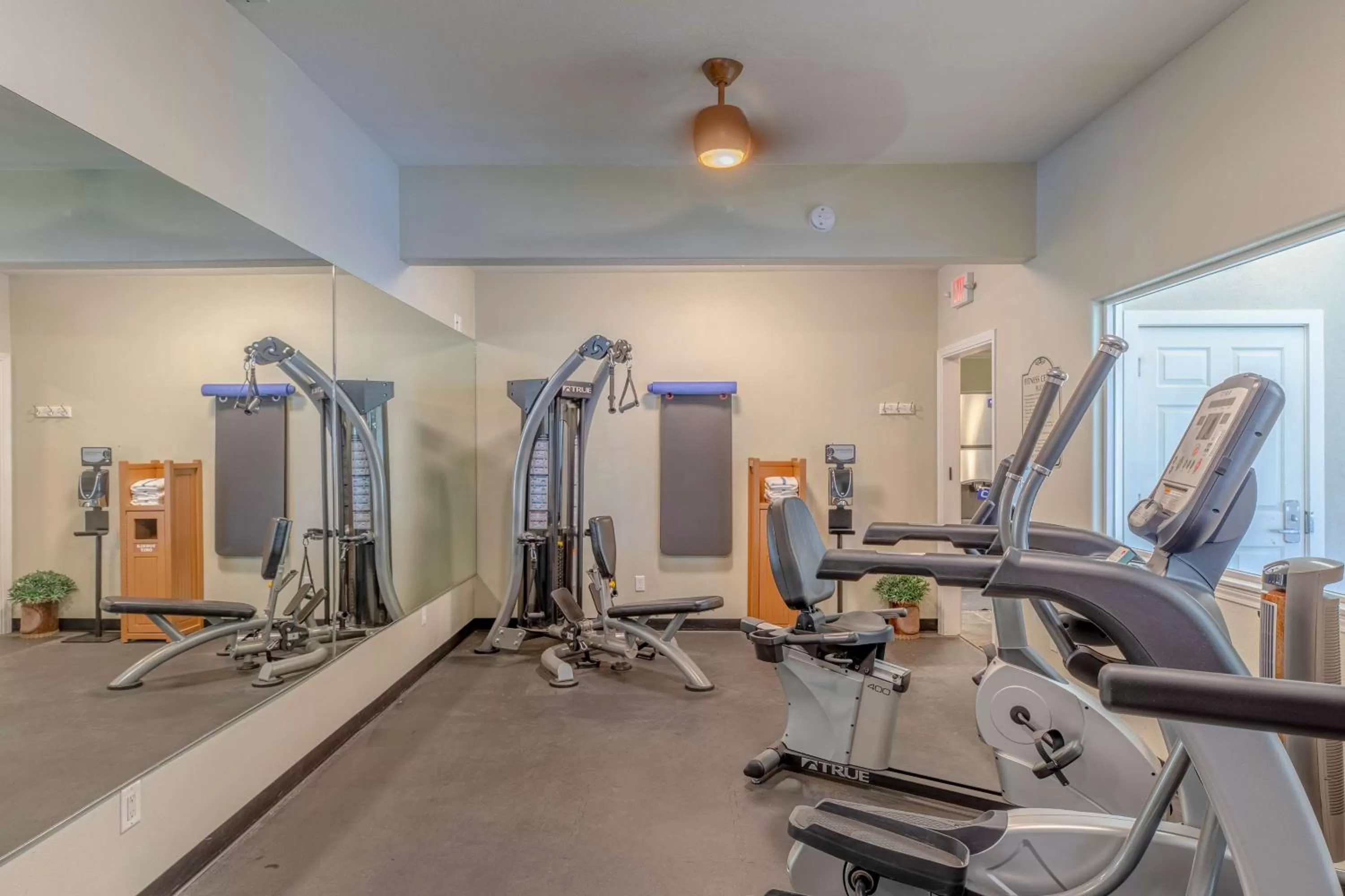 Fitness centre/facilities in Best Western Inn at Face Rock