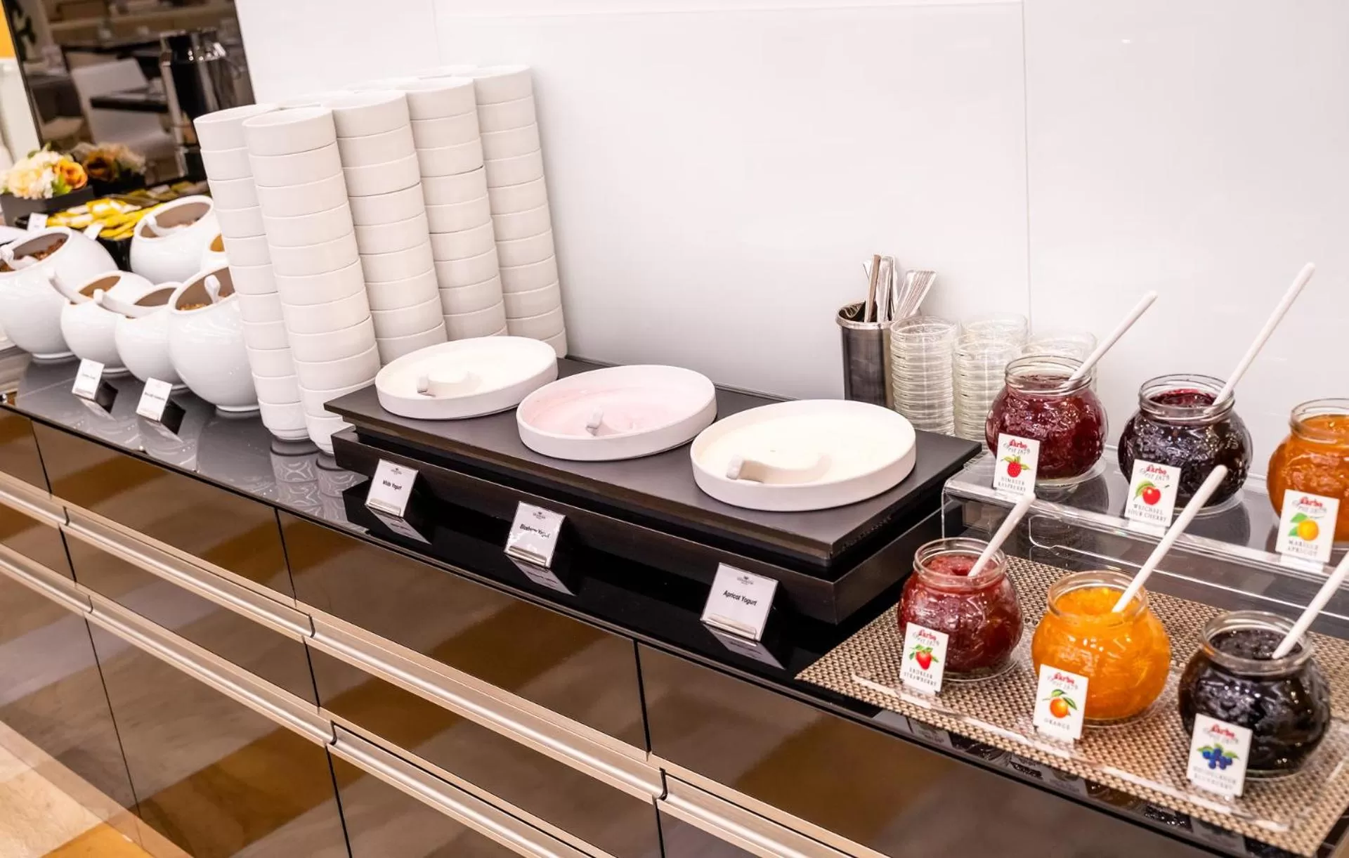 Buffet breakfast in Grandium Hotel Prague