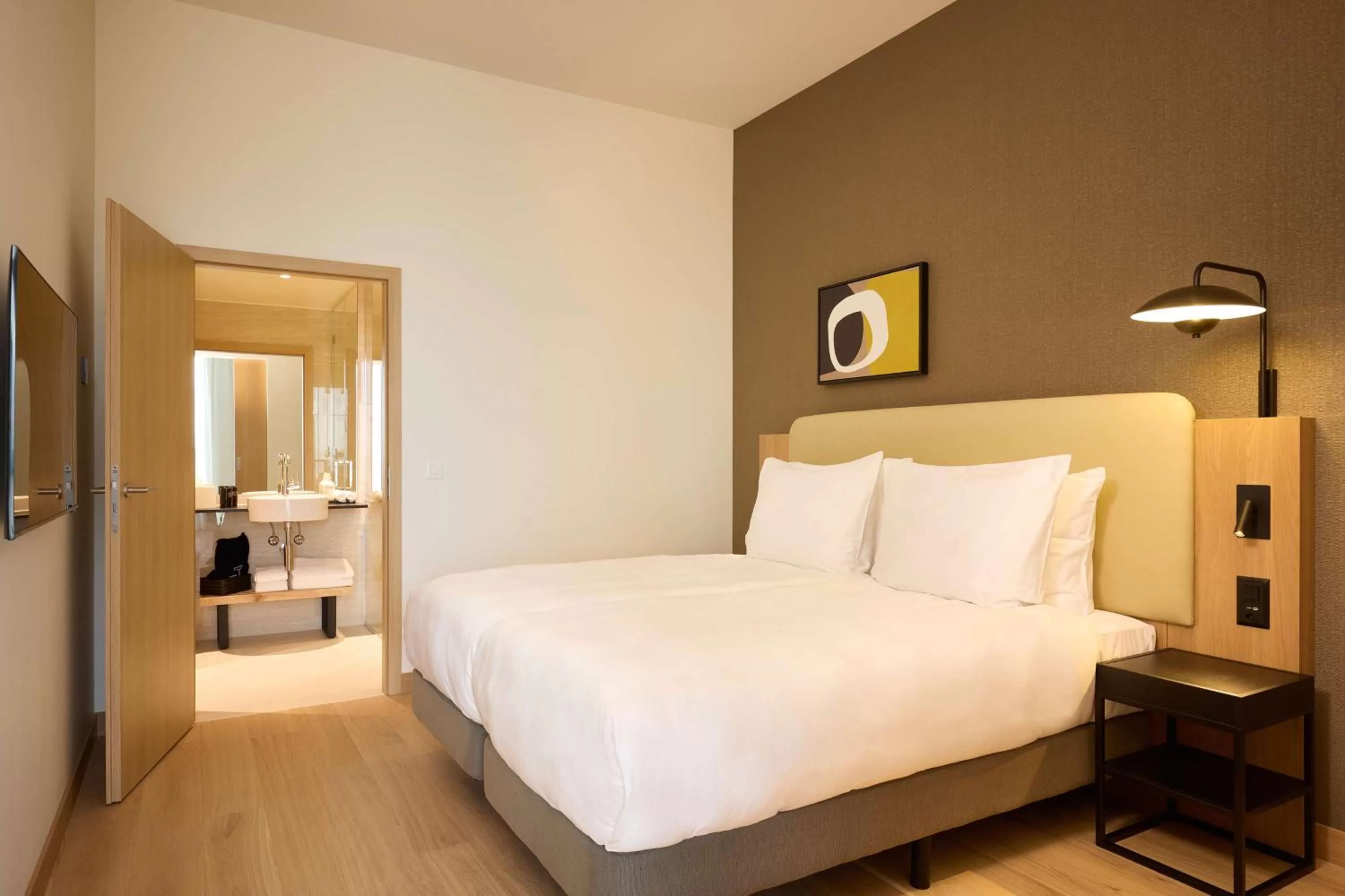 Bedroom, Bed in Adina Apartment Hotel Geneva