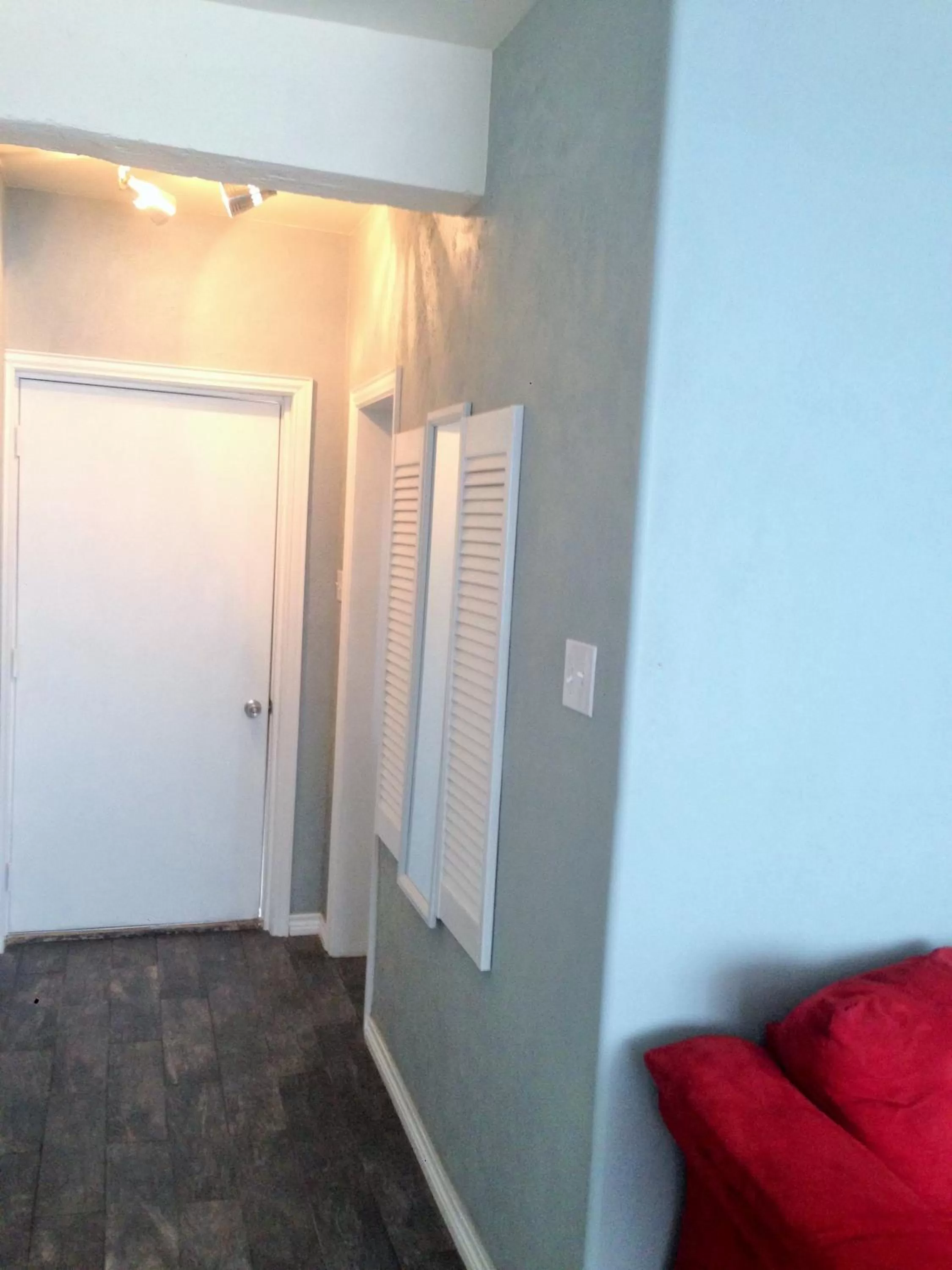 Decorative detail in Capri Beach Hotel