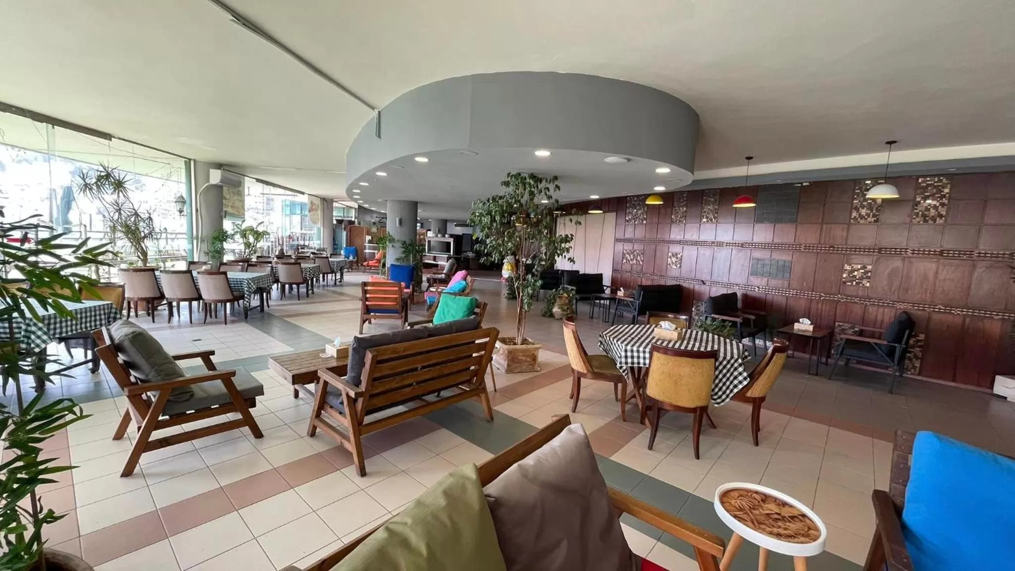 Restaurant/Places to Eat in Saleem Afandi Hotel