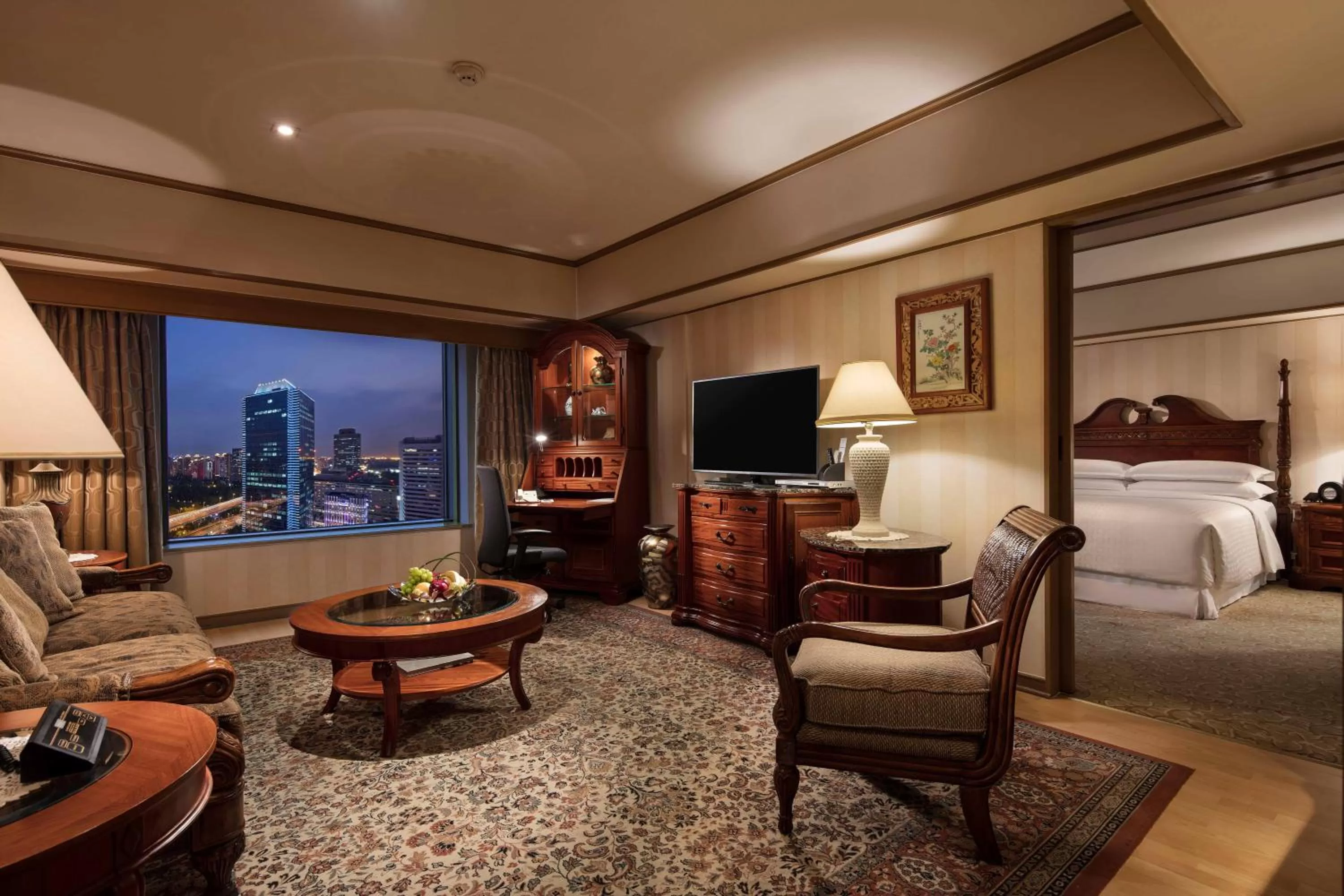 Living room in Hongqiao Jin Jiang Hotel (Formerly Sheraton Shanghai Hongqiao Hotel)