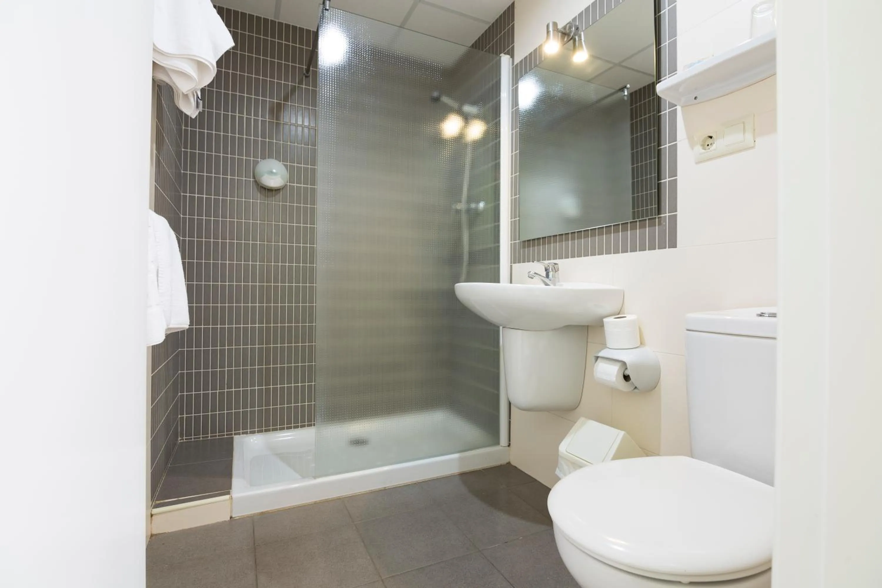 Bathroom in Hotel Blason Junior