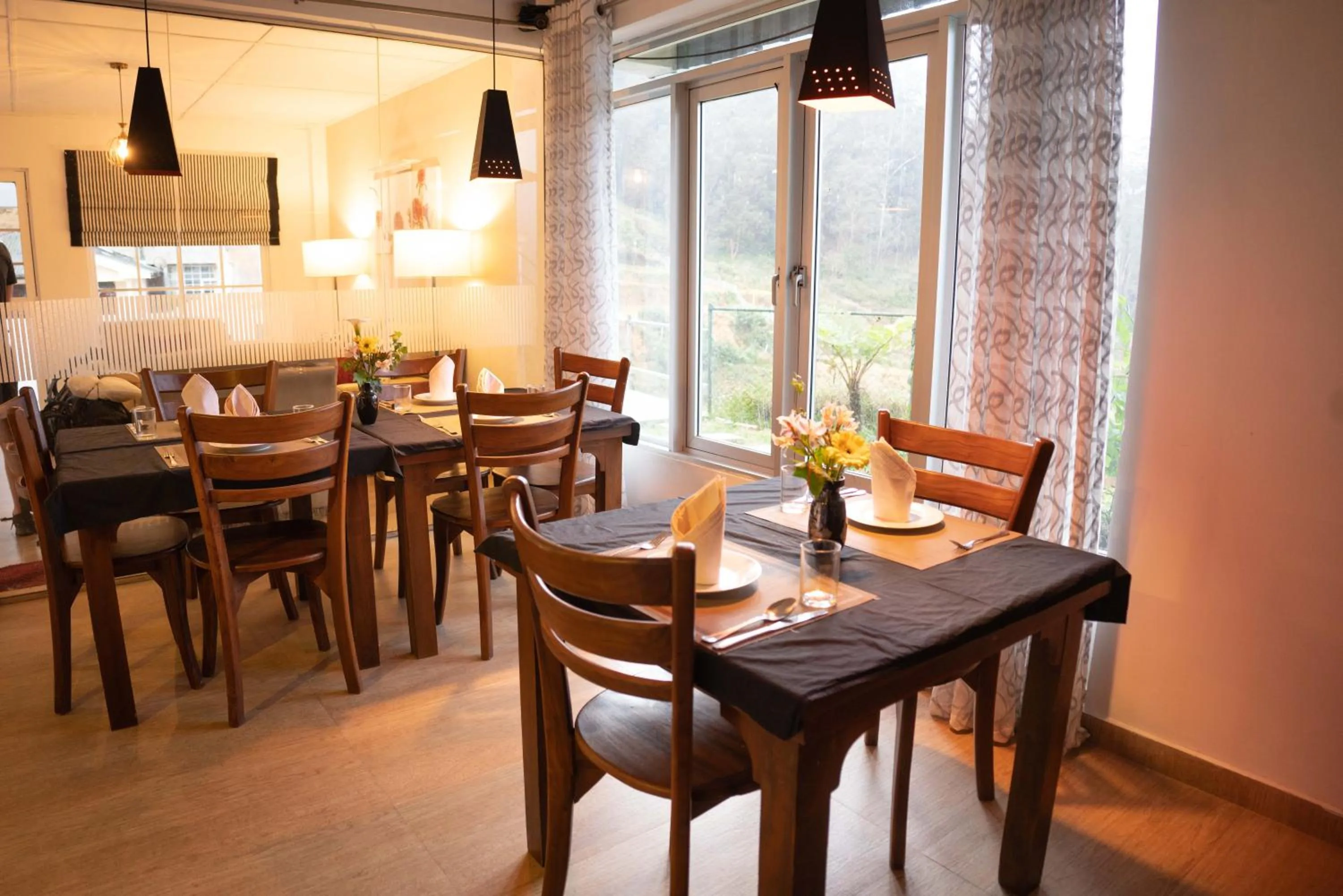 Restaurant/places to eat in Forest View Lodge